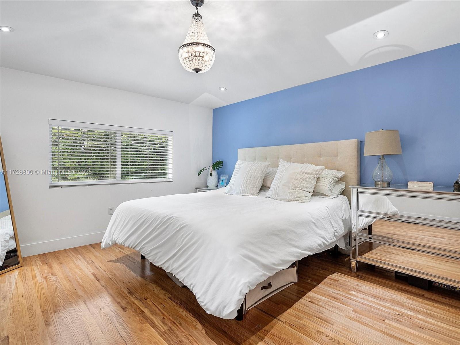 162 NW 109th St