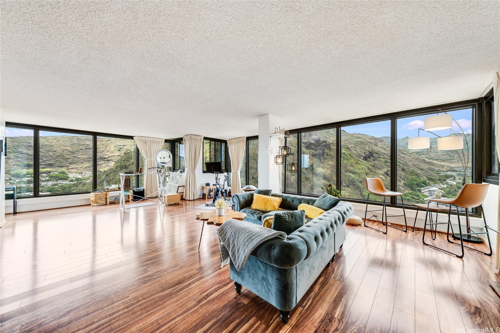 250 Kawaihae Street 10E