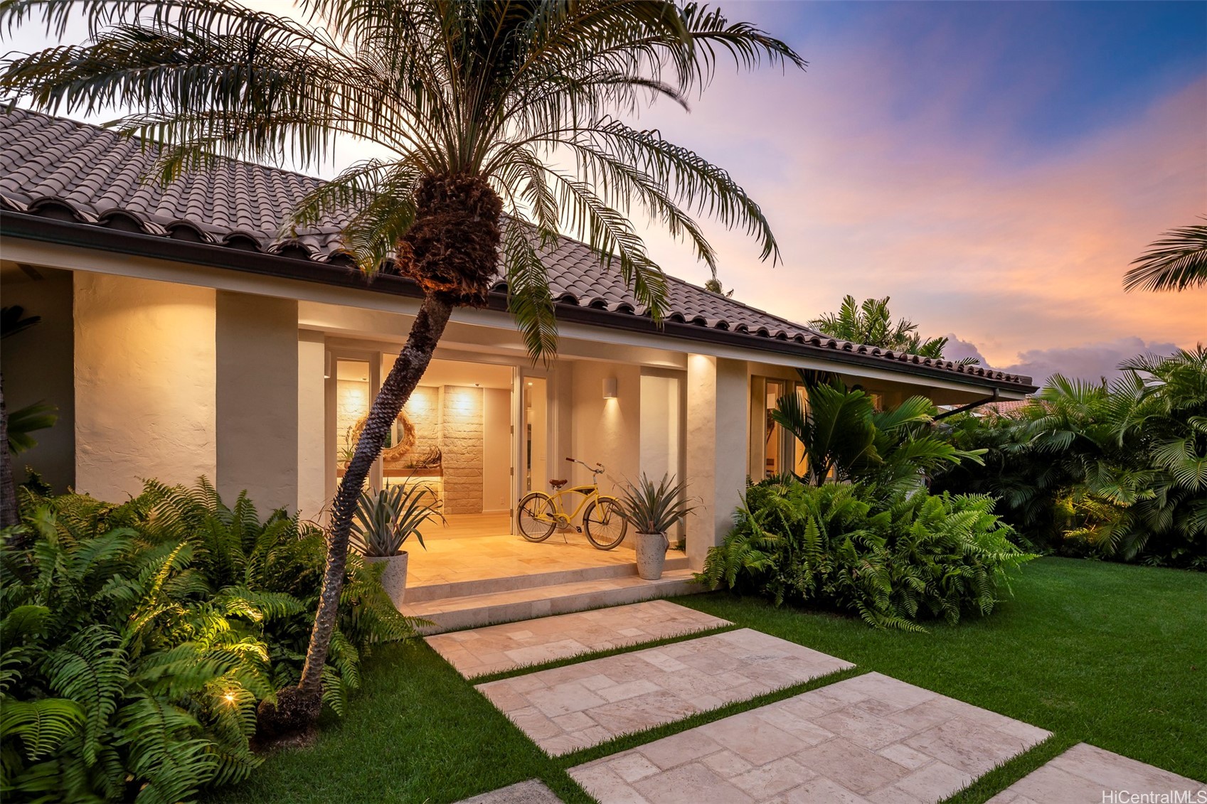 4670 Kahala Avenue