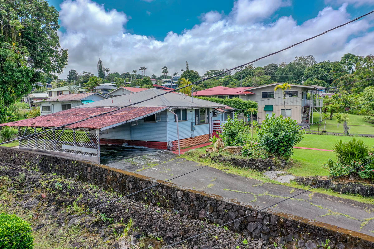 96 LUANA WAY