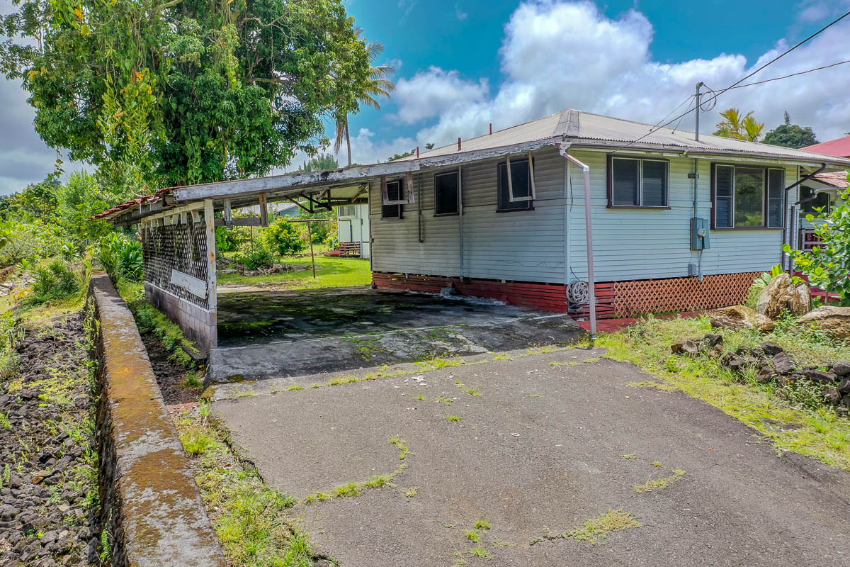 96 LUANA WAY