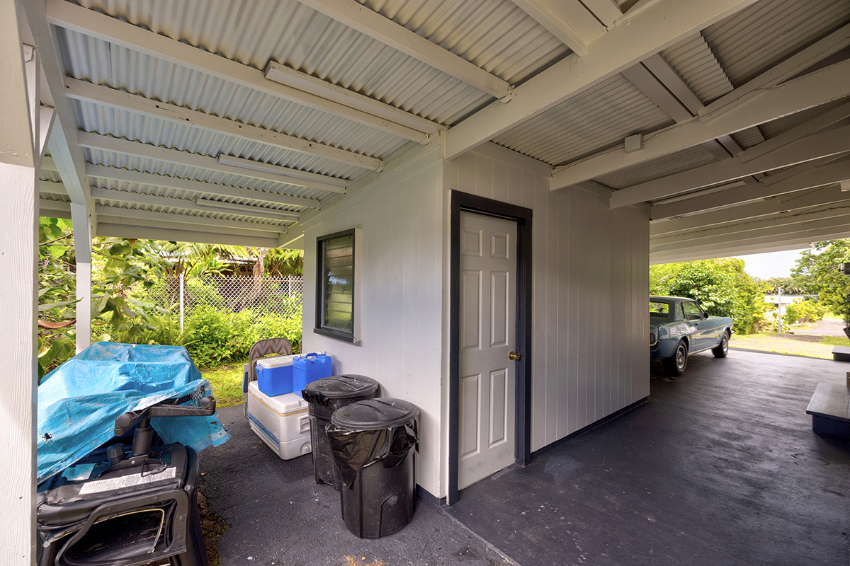 106 ANELA ST