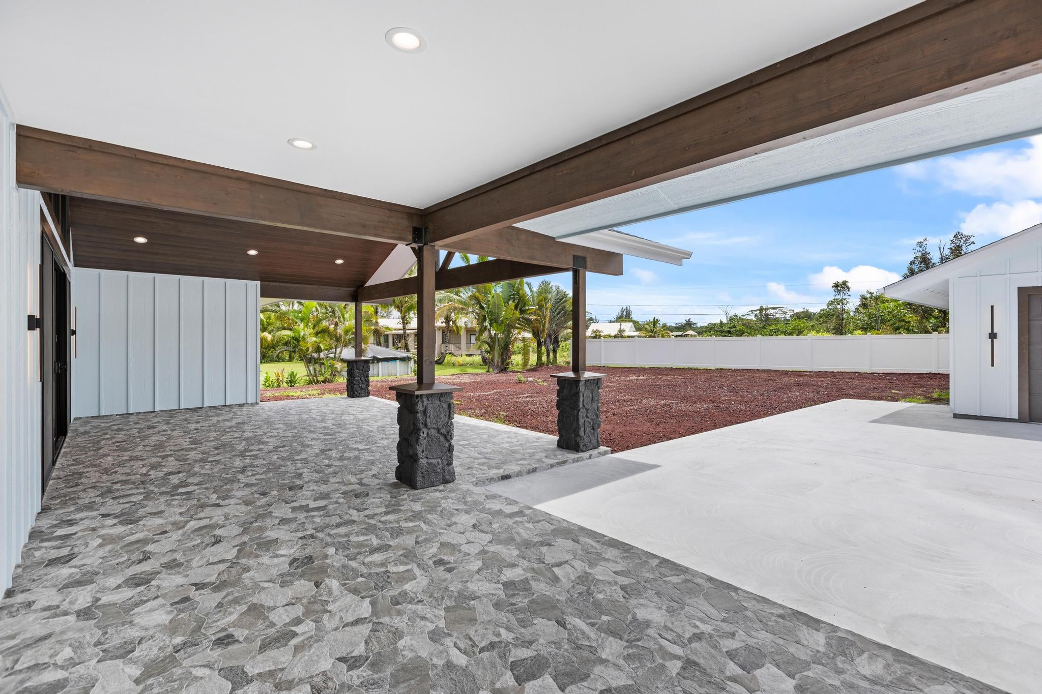 15-970 LEMIWAI RD