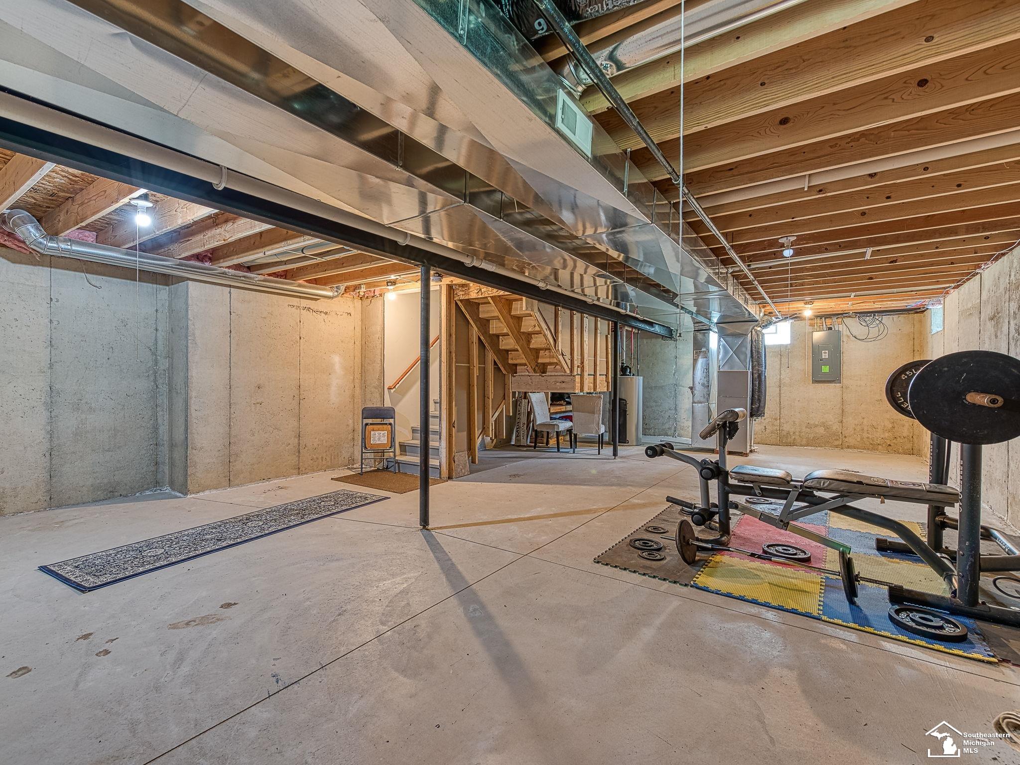 637 Falcon Drive