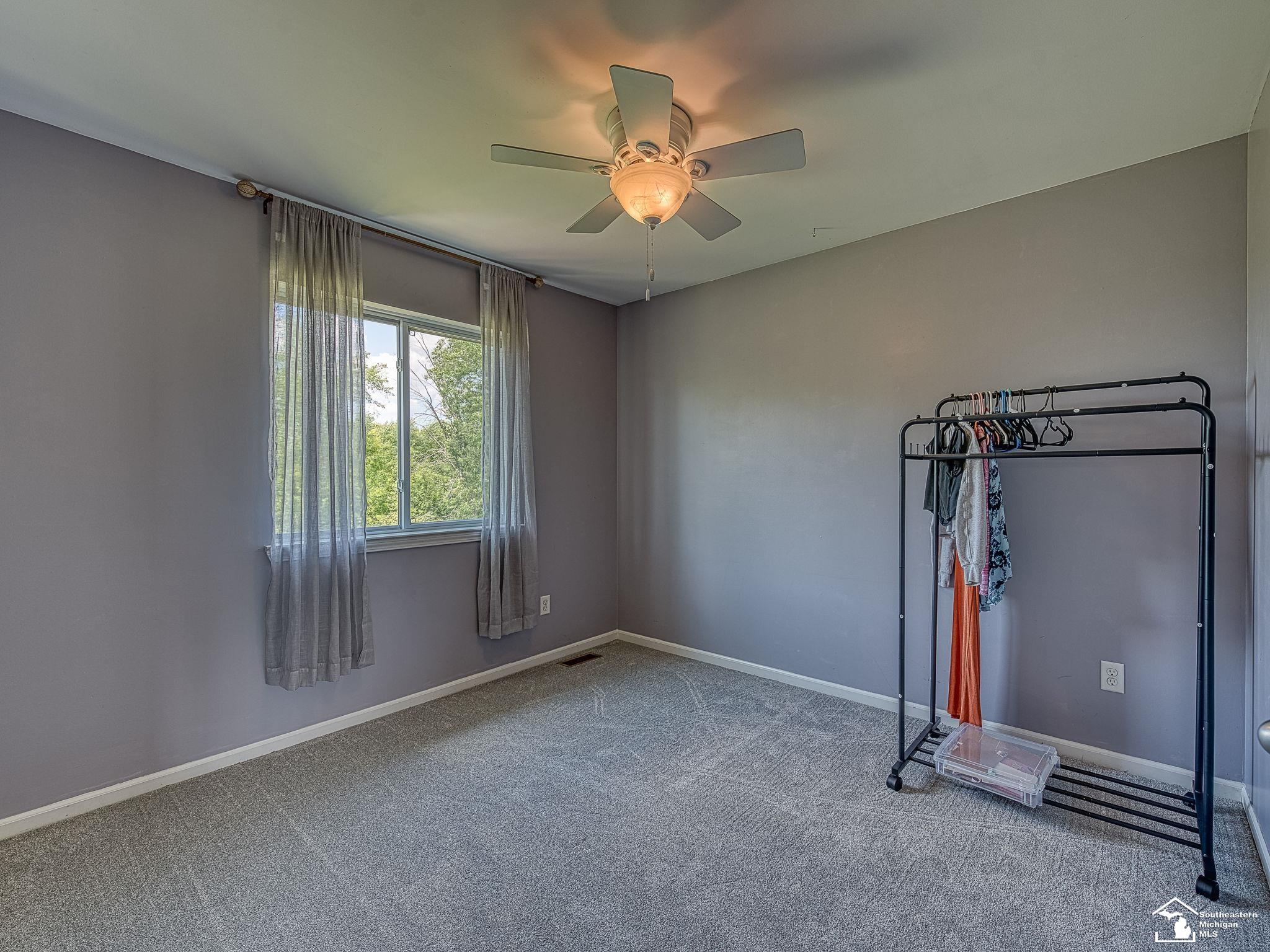 637 Falcon Drive