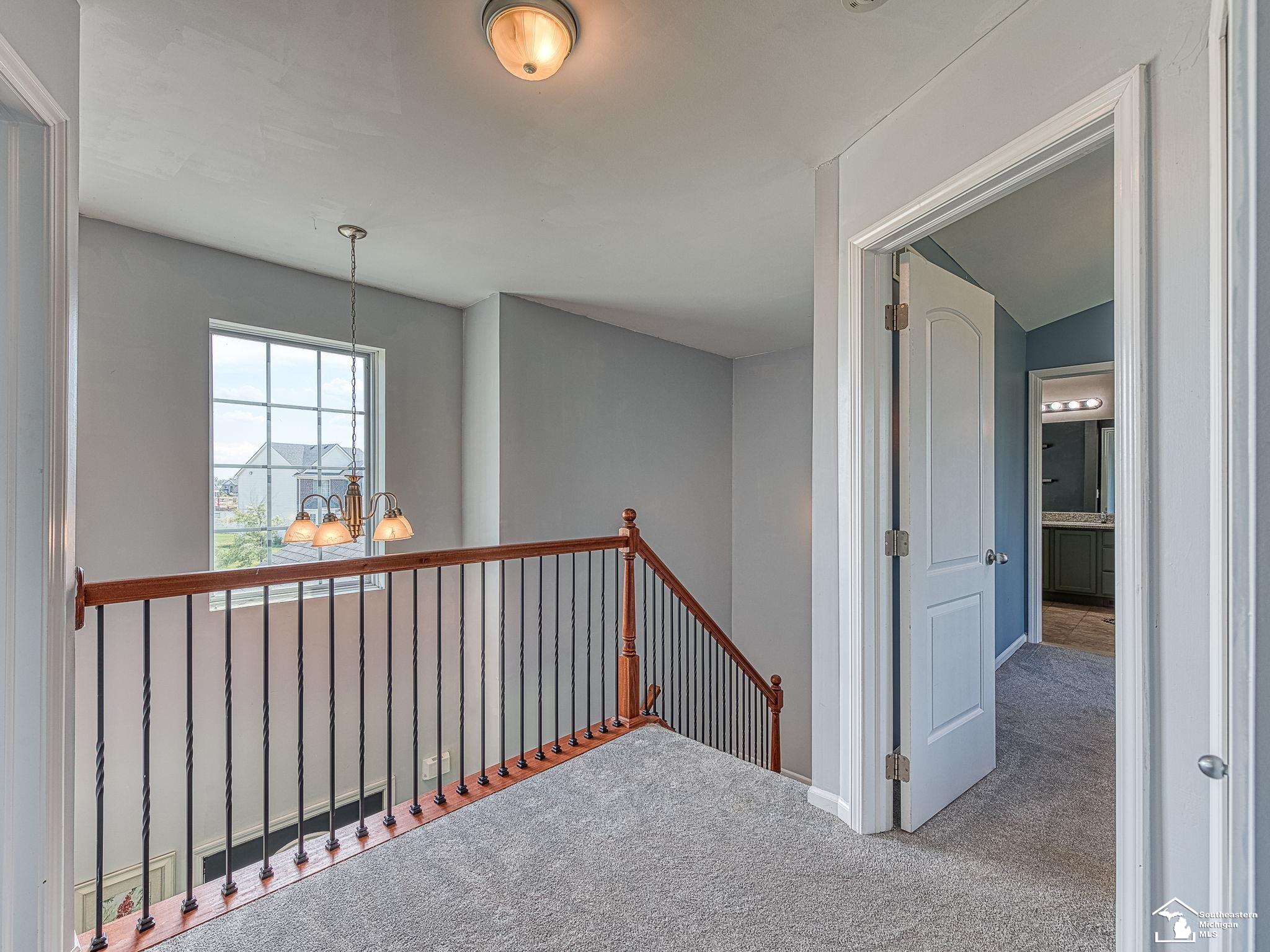 637 Falcon Drive