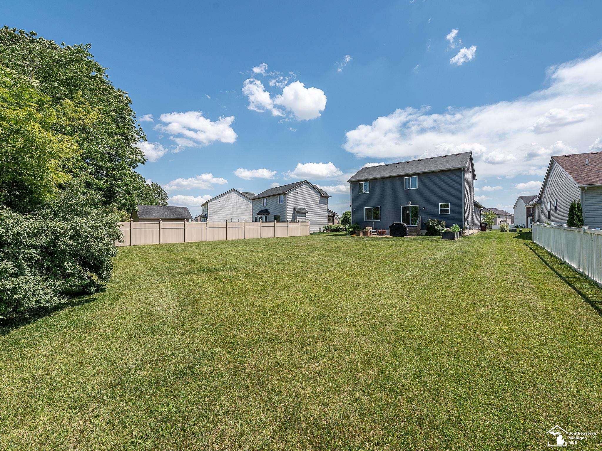 637 Falcon Drive