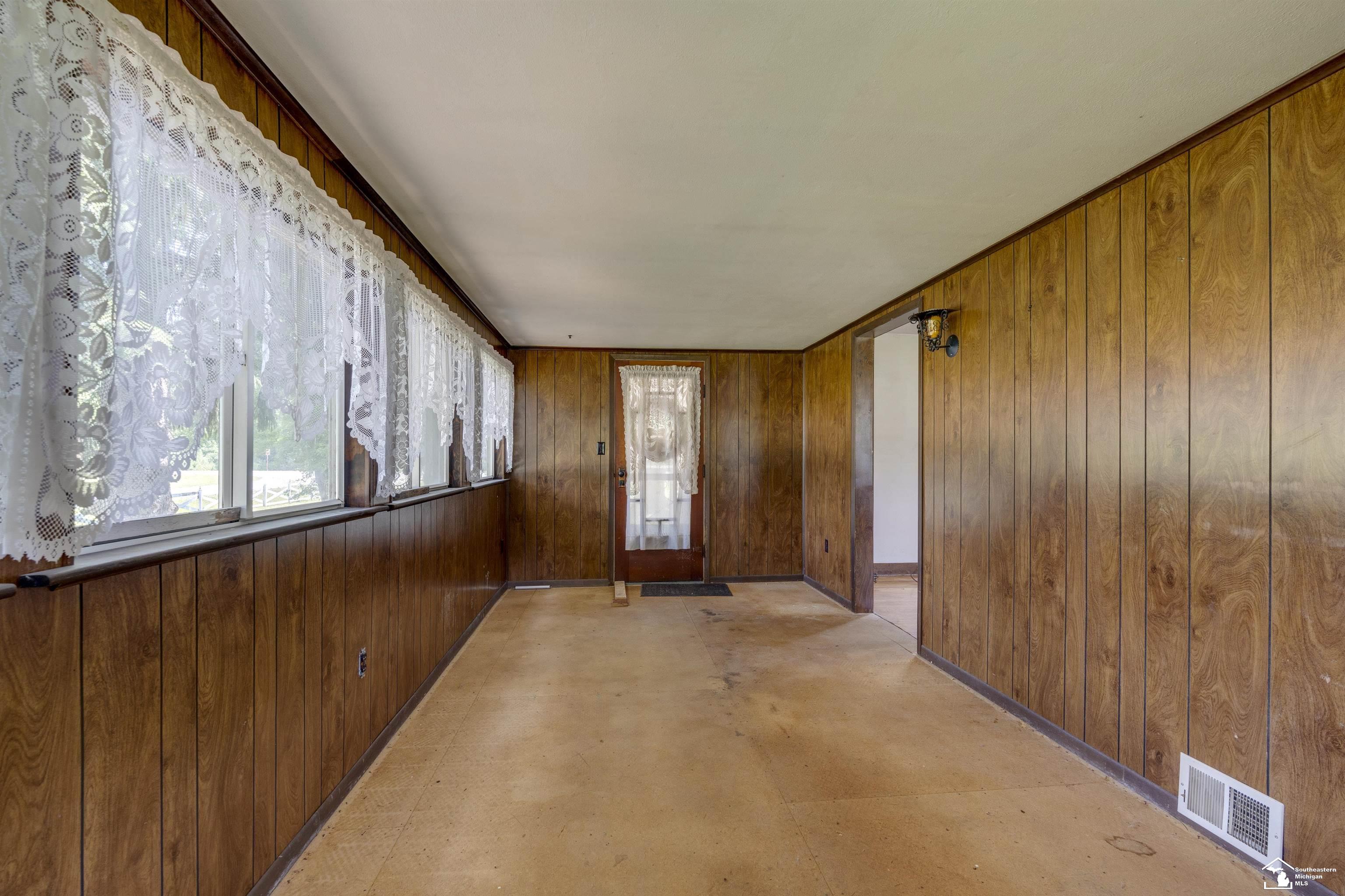 2301 E Rauch Road