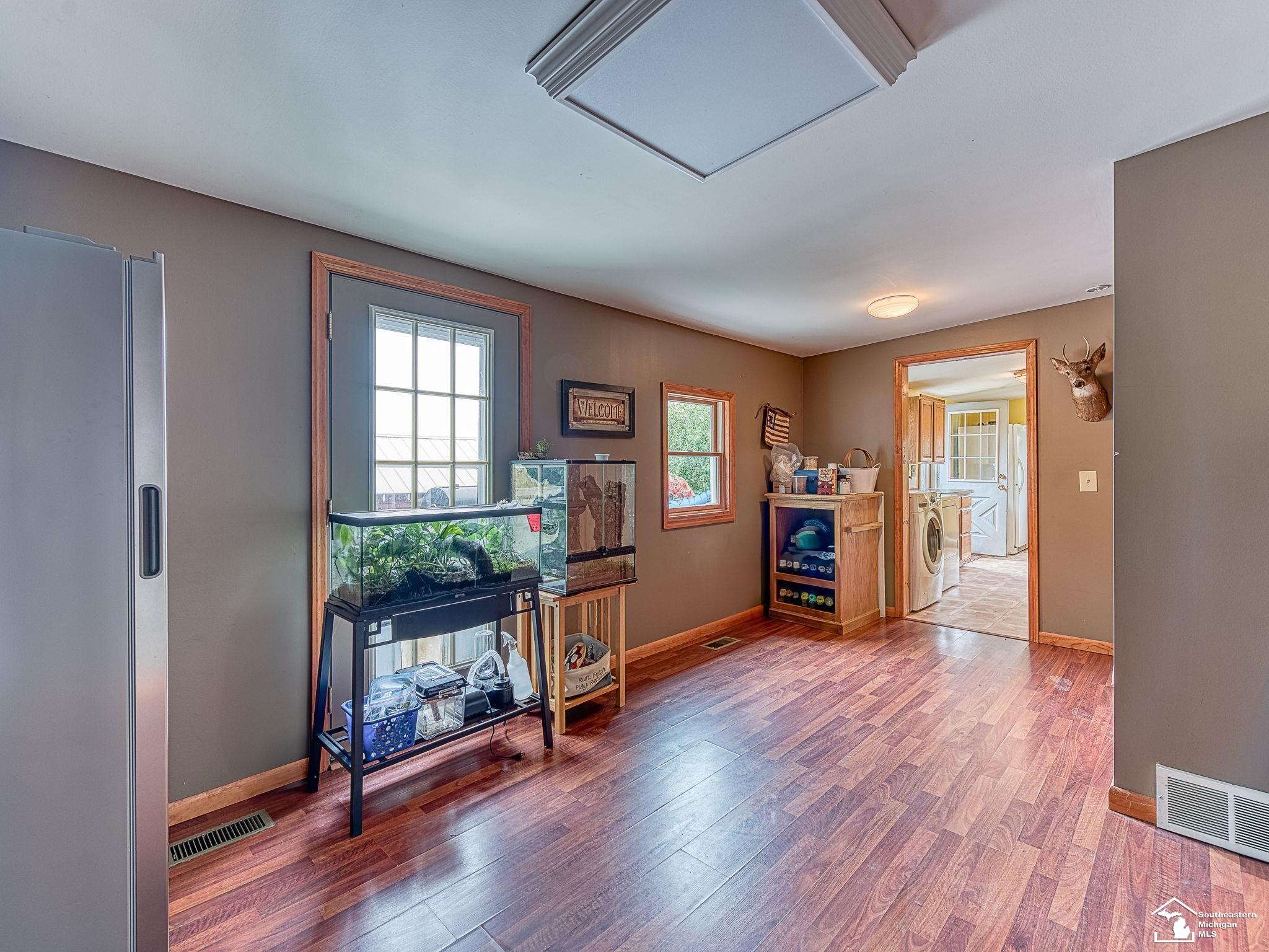 4142 Blohm Road