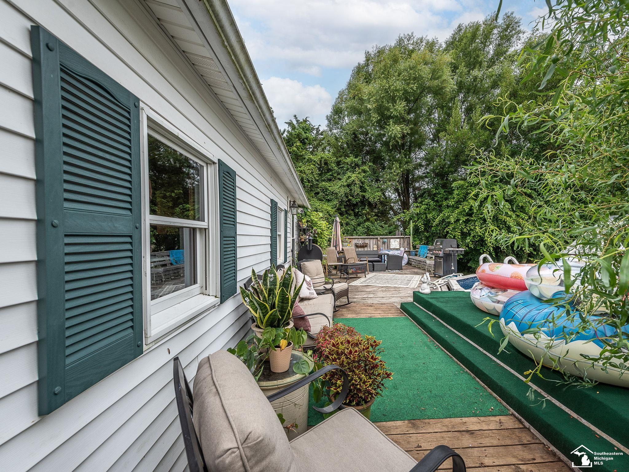 4142 Blohm Road