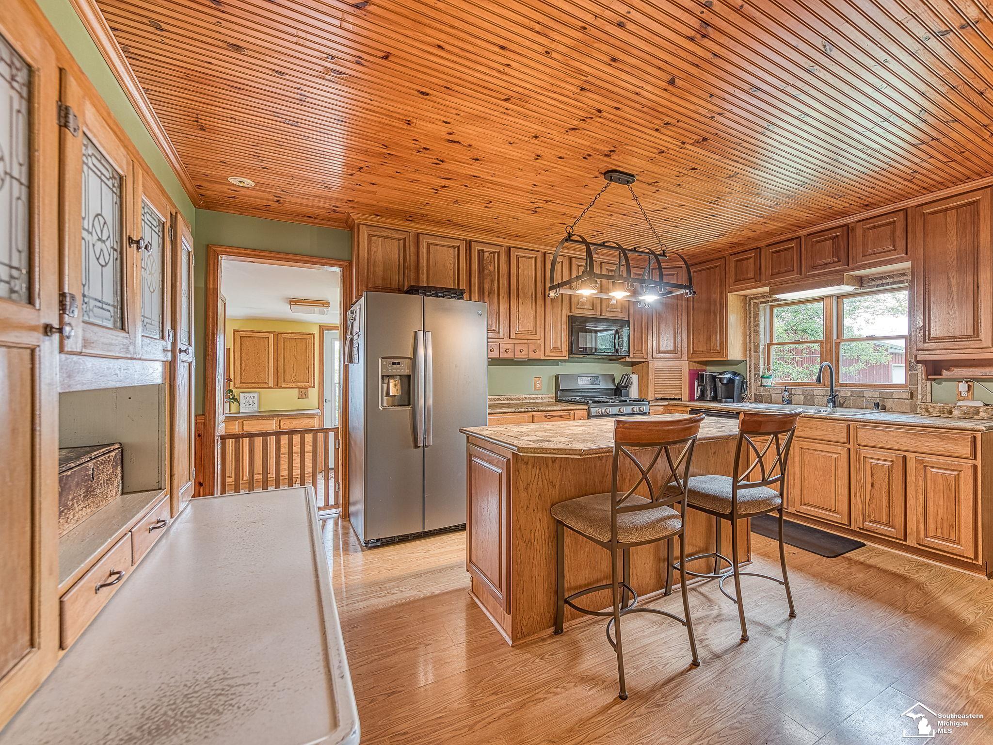 4142 Blohm Road