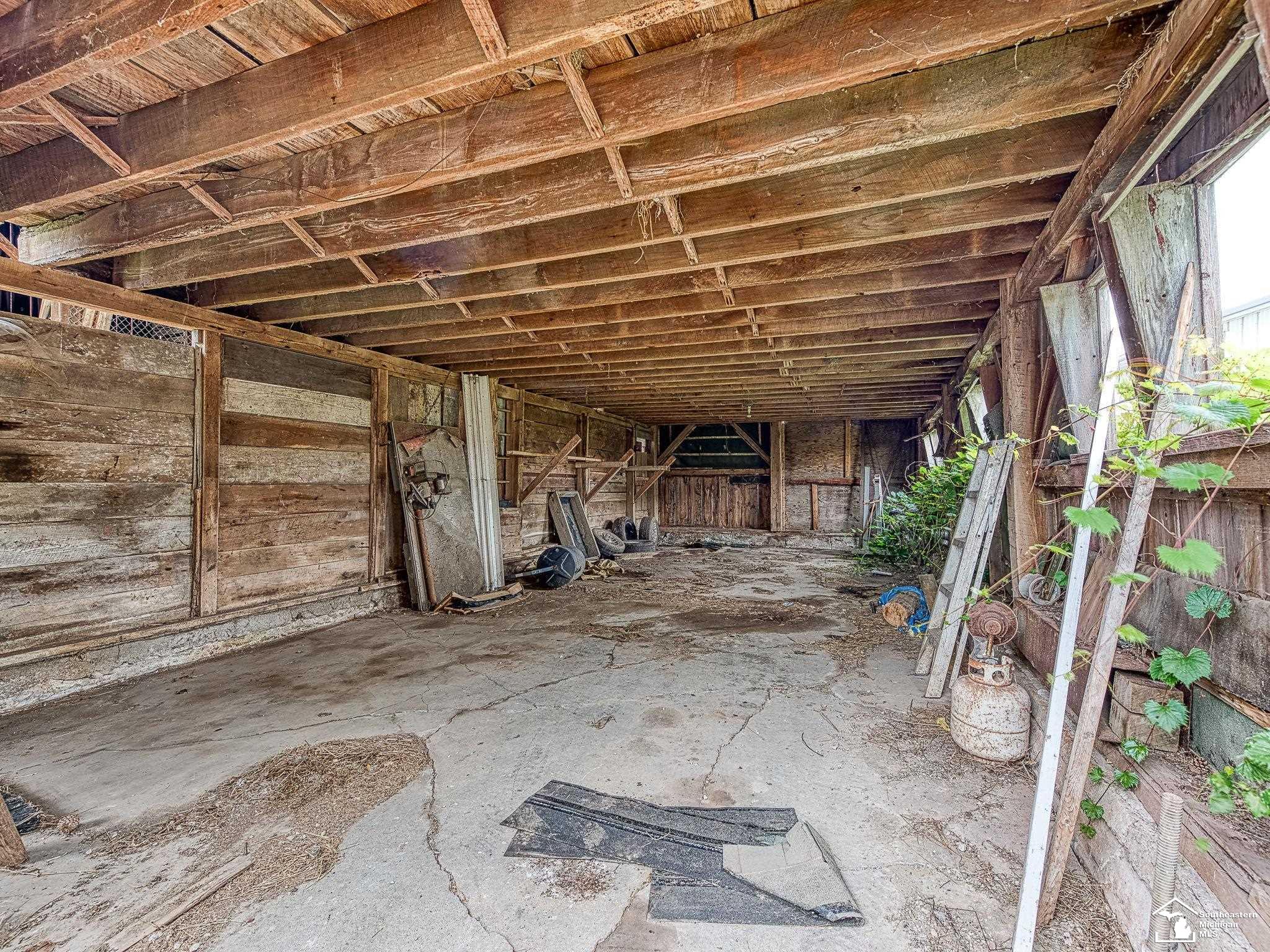 4142 Blohm Road