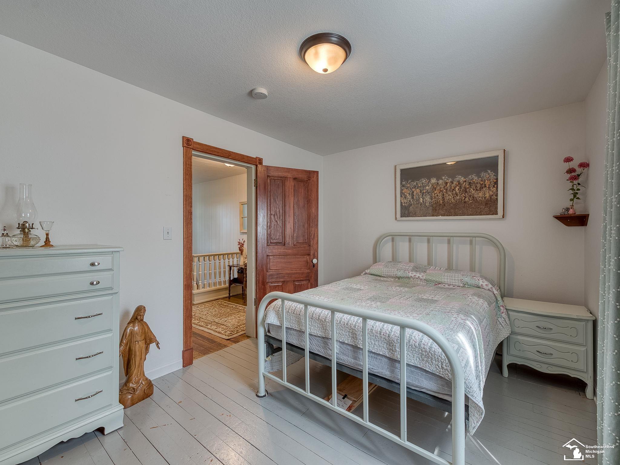 990 Dennison Road