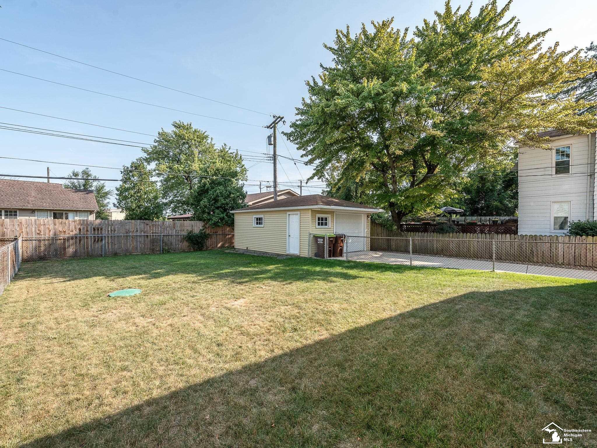 1011 Wolverine Street