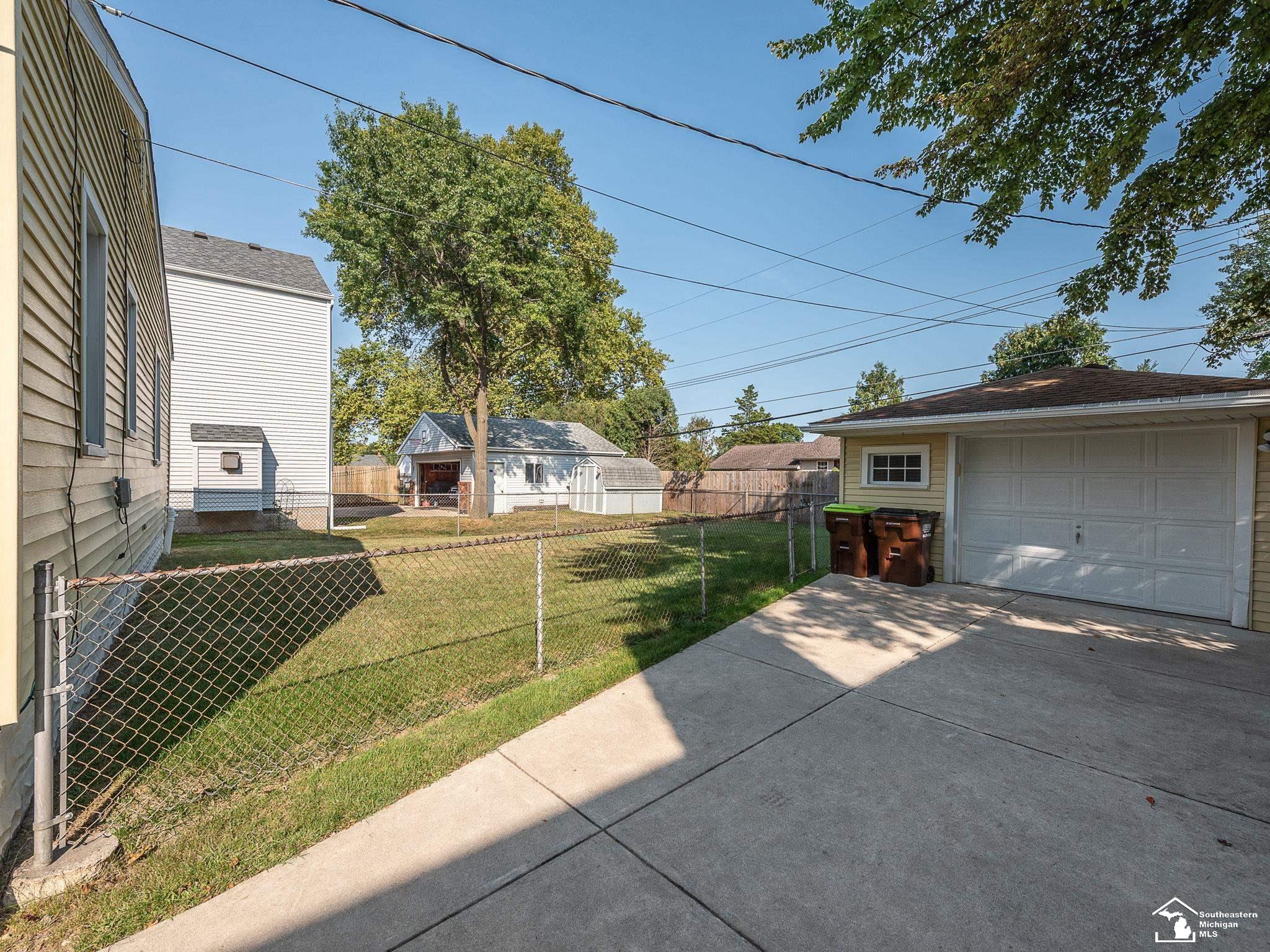 1011 Wolverine Street