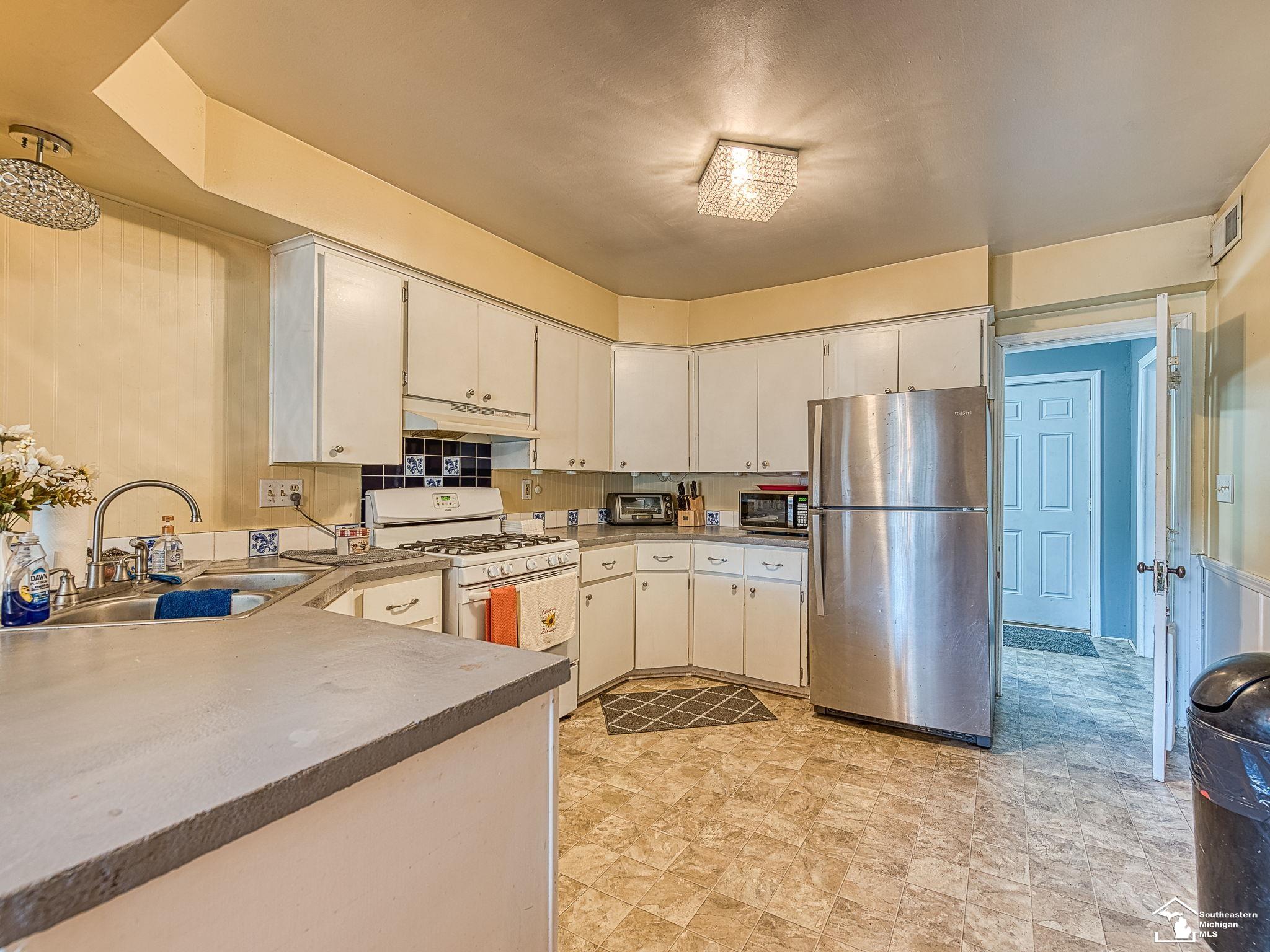 2505 10th Street