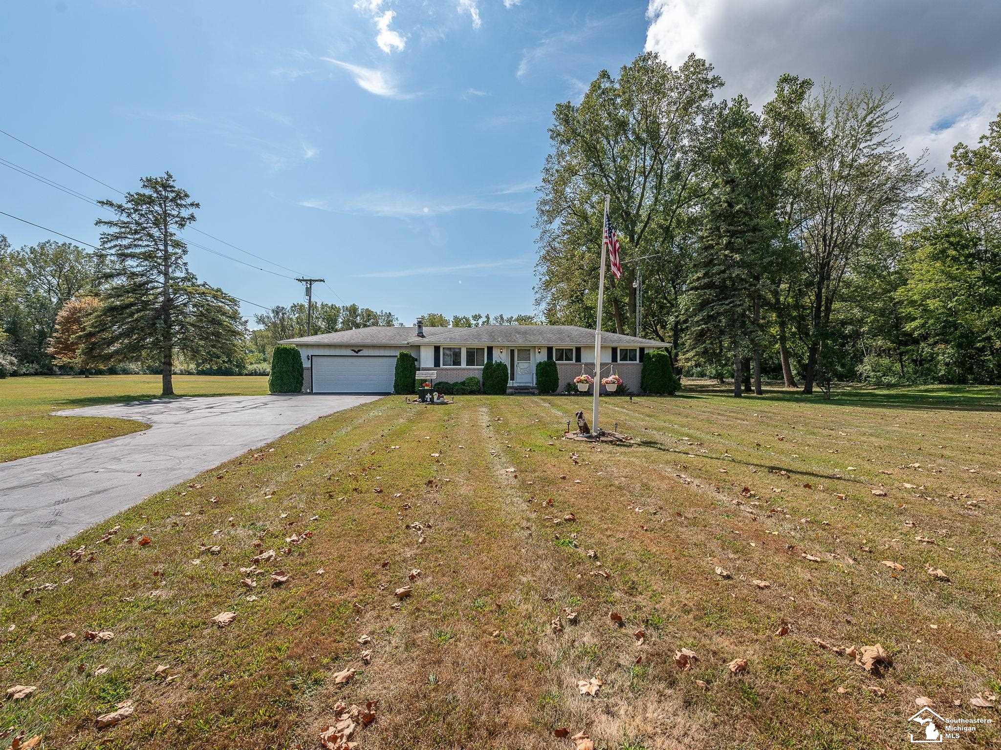 3563 Bluebush Road