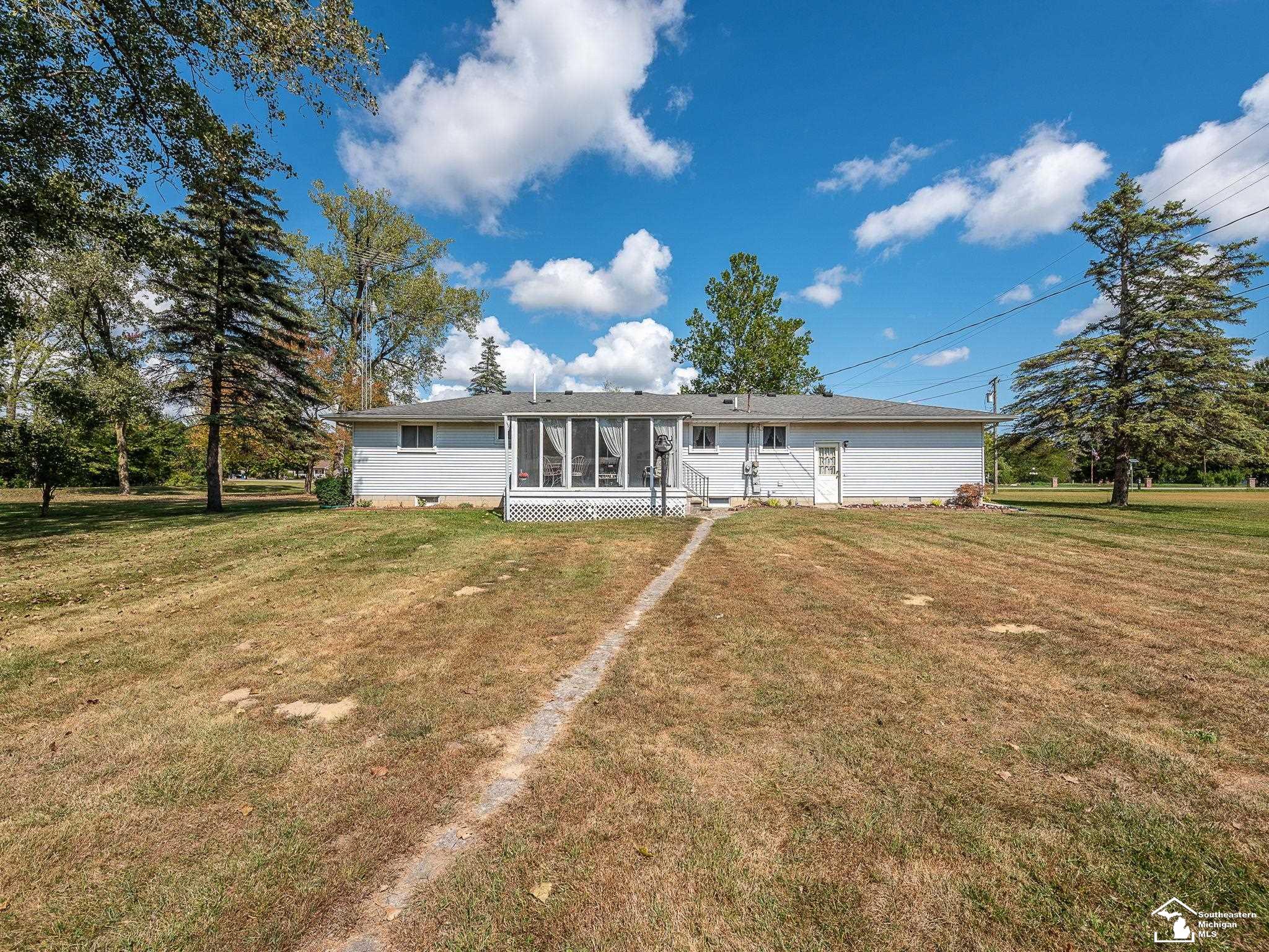 3563 Bluebush Road