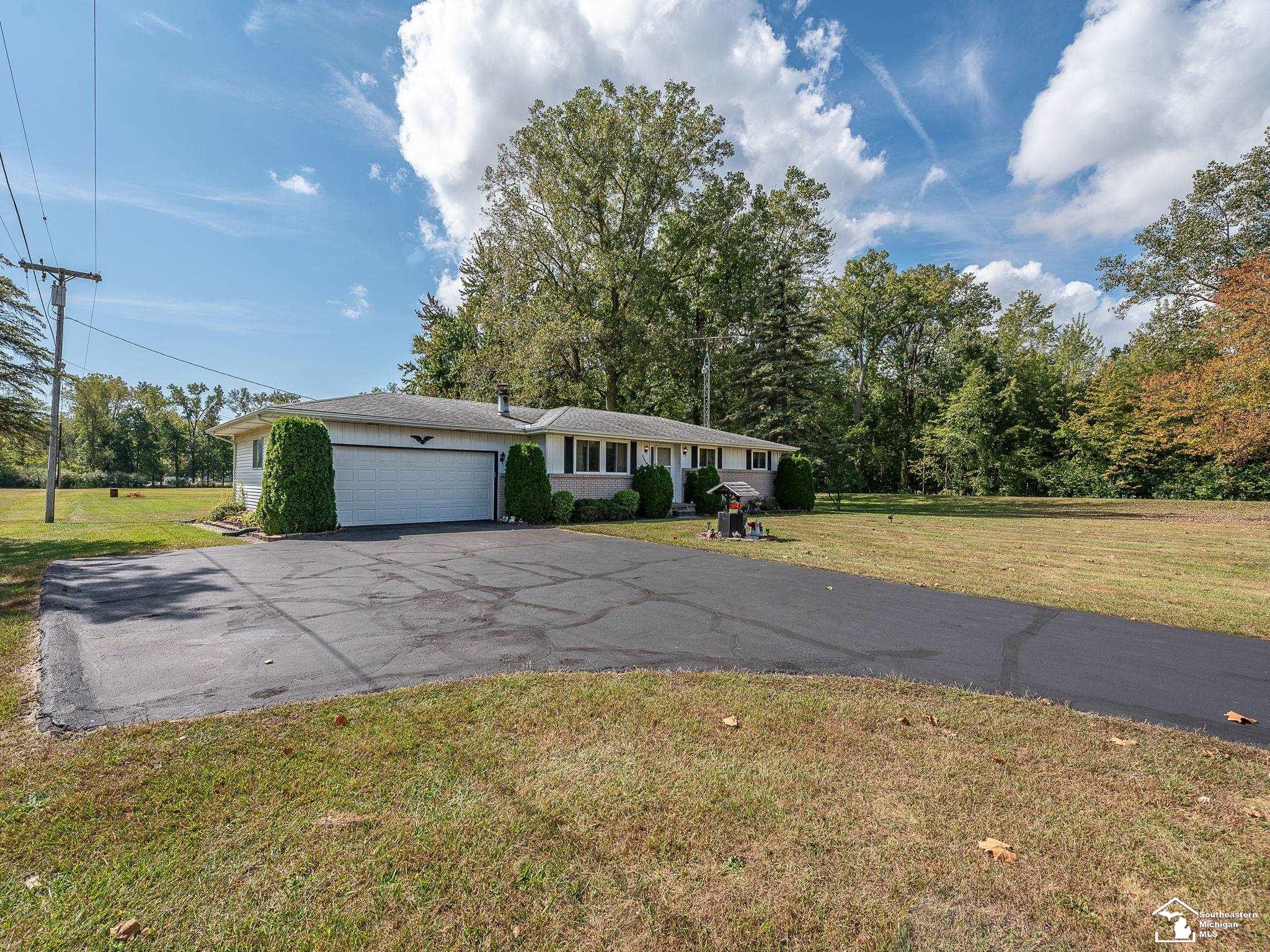 3563 Bluebush Road
