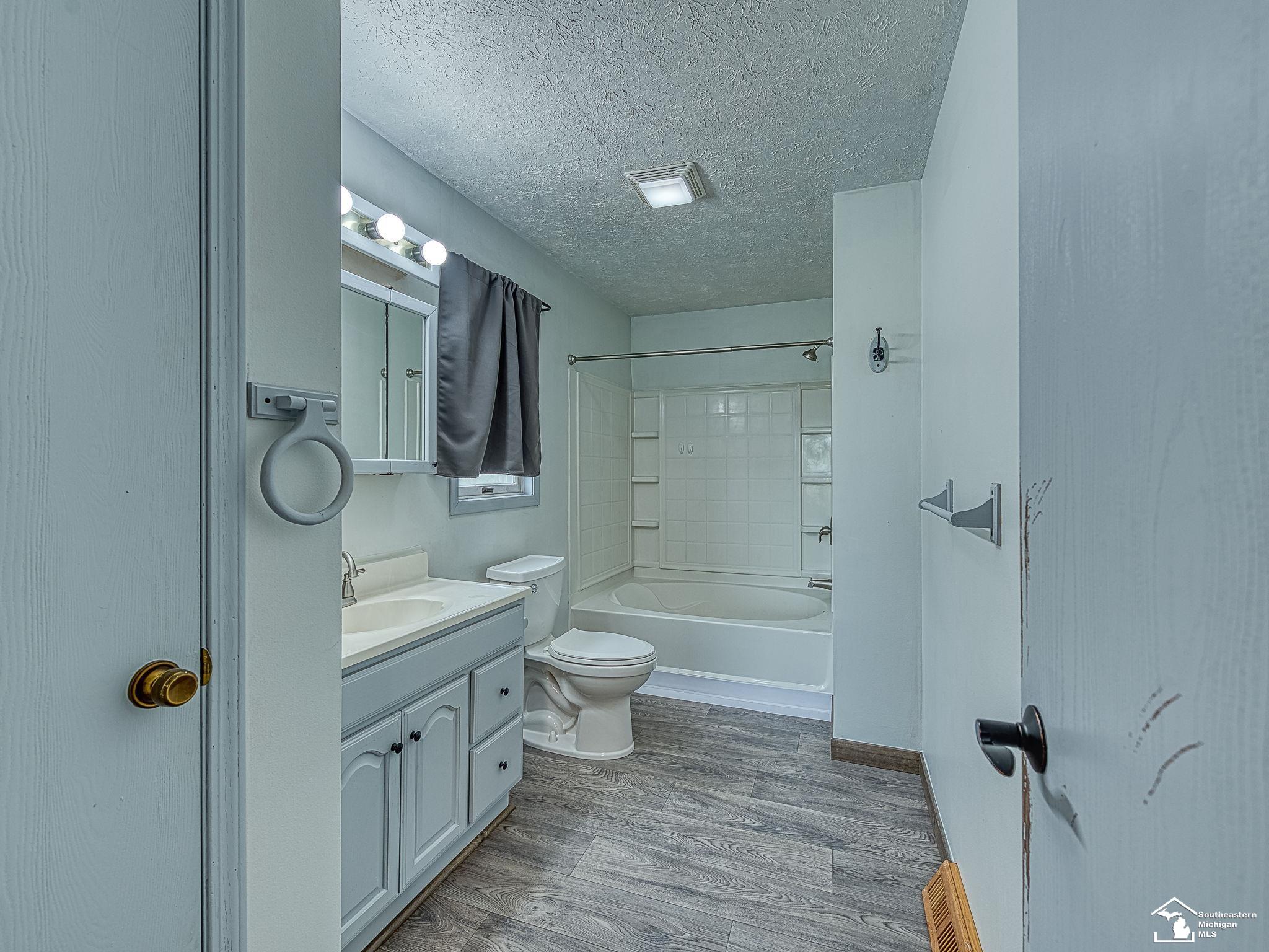 5285 Jackman Road