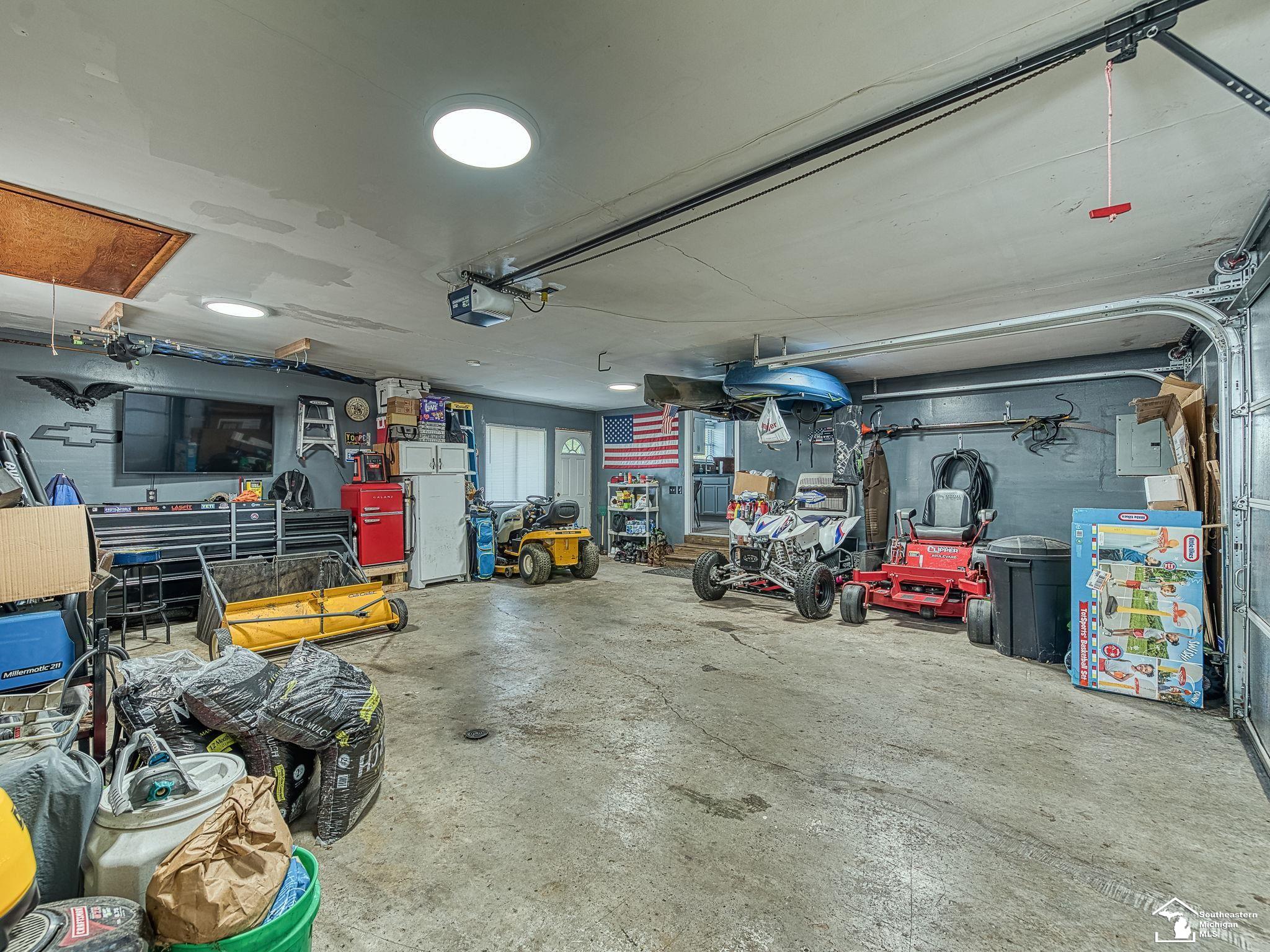734 W Dean Road