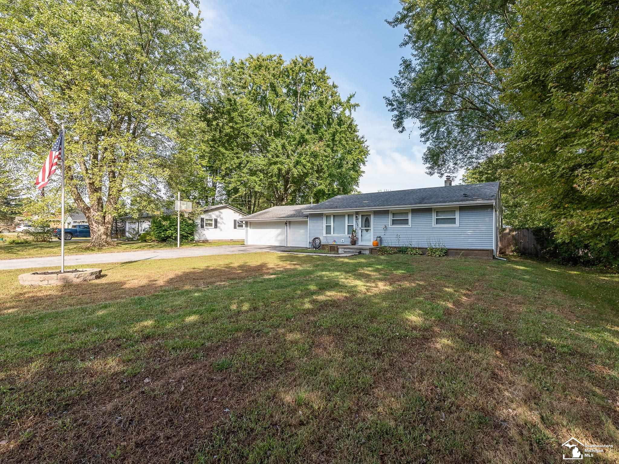 734 W Dean Road