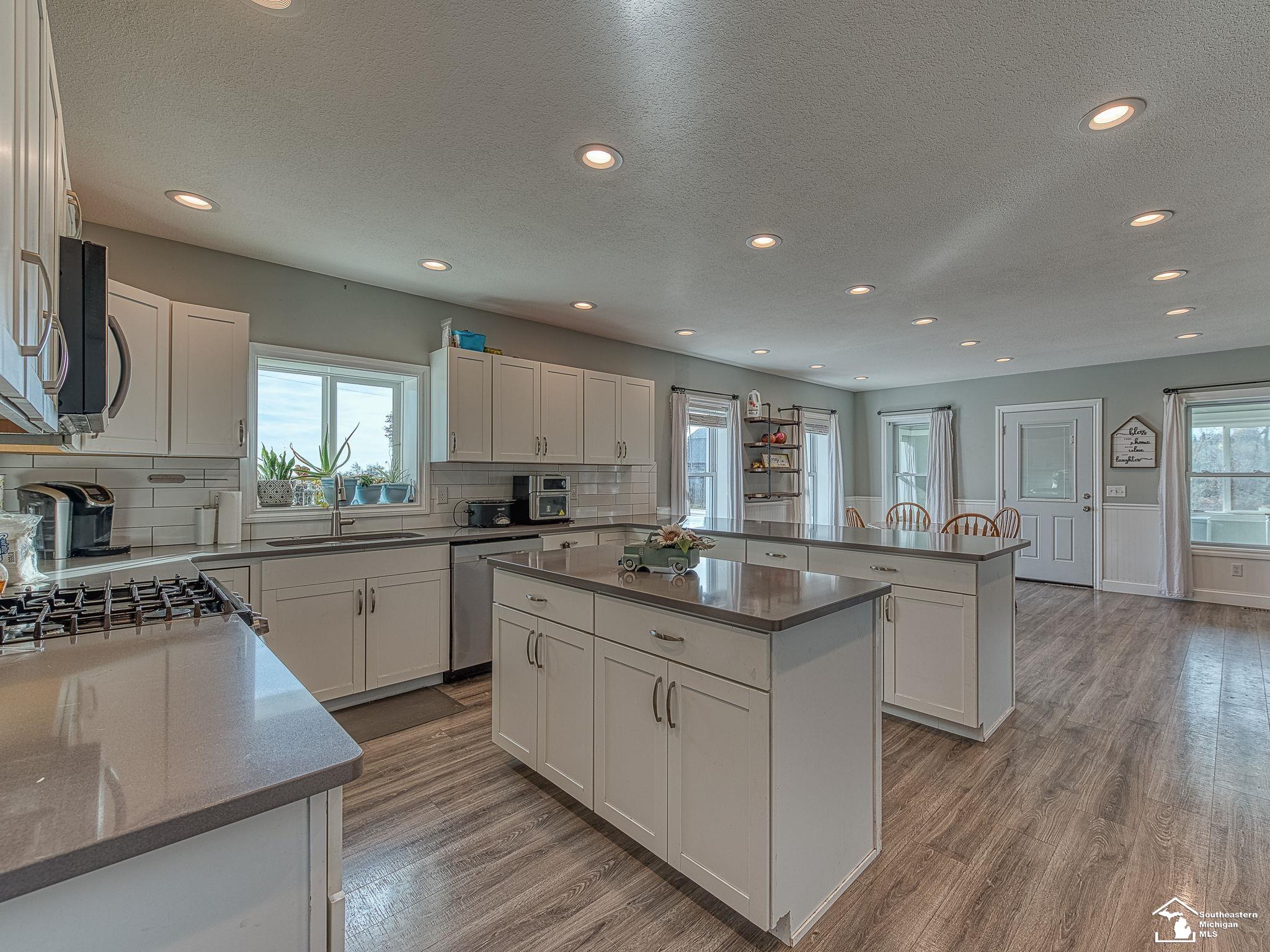 12052 Rome Road