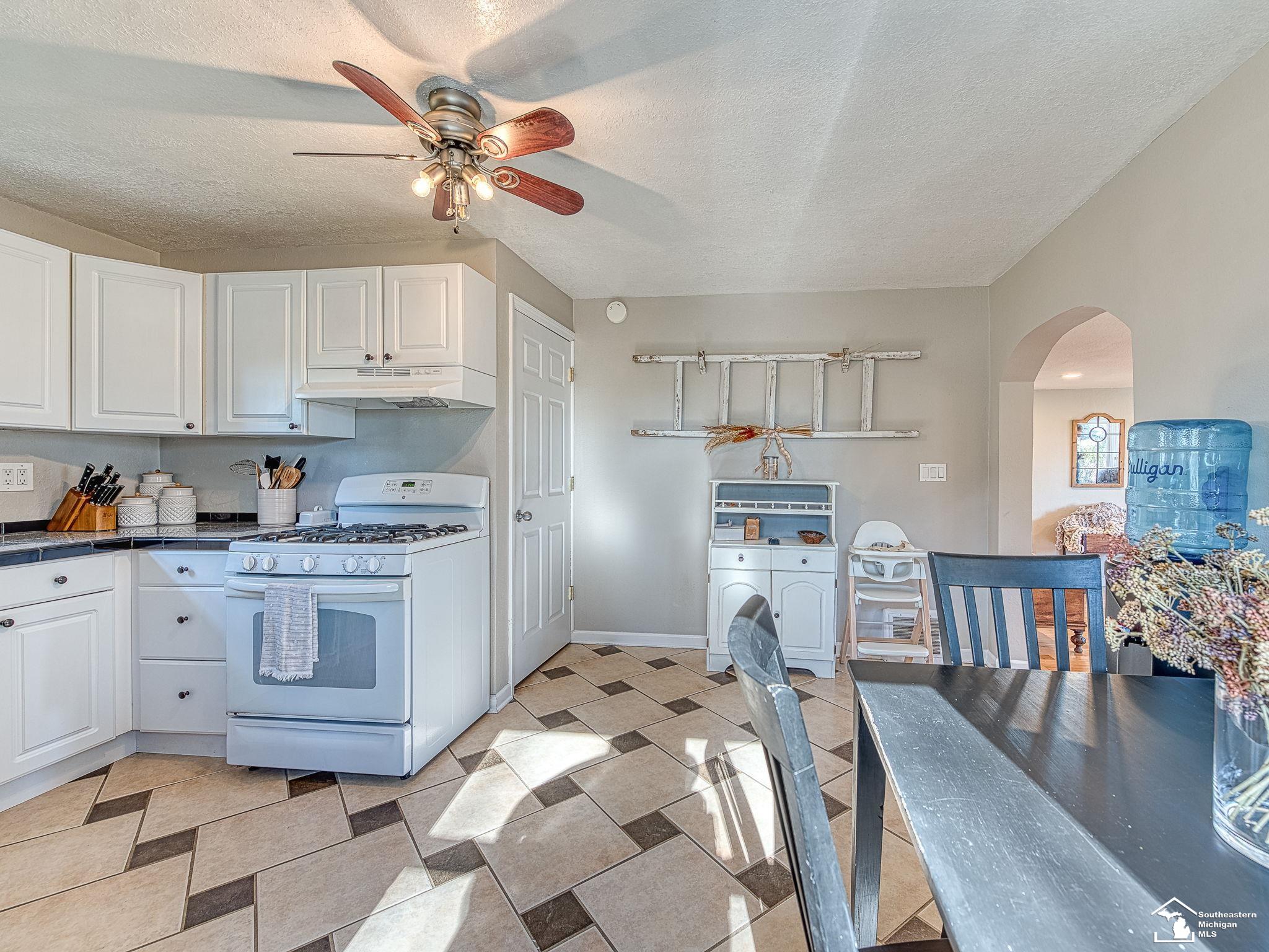 10763 Strasburg Road