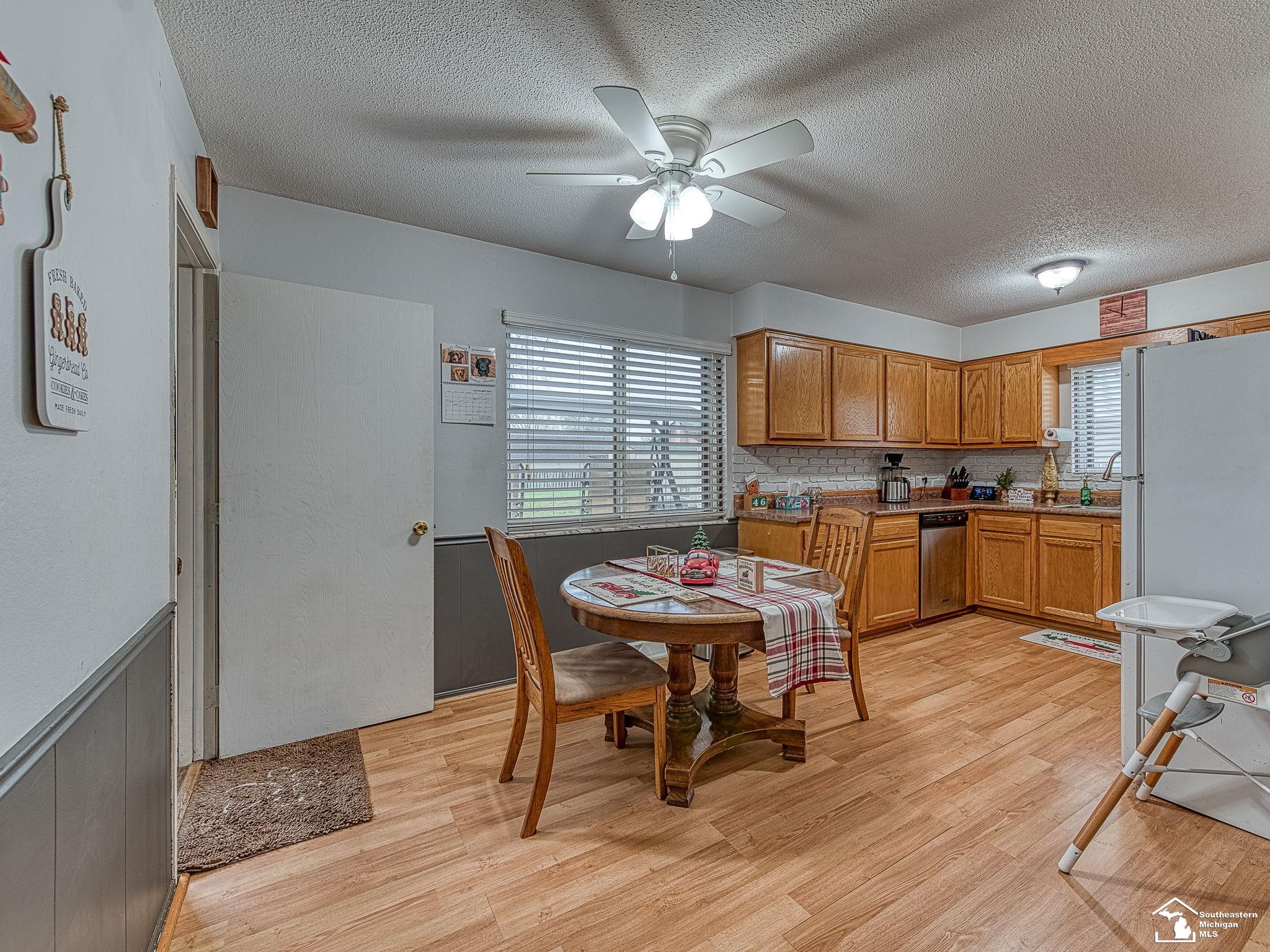 3255 W Stein Road