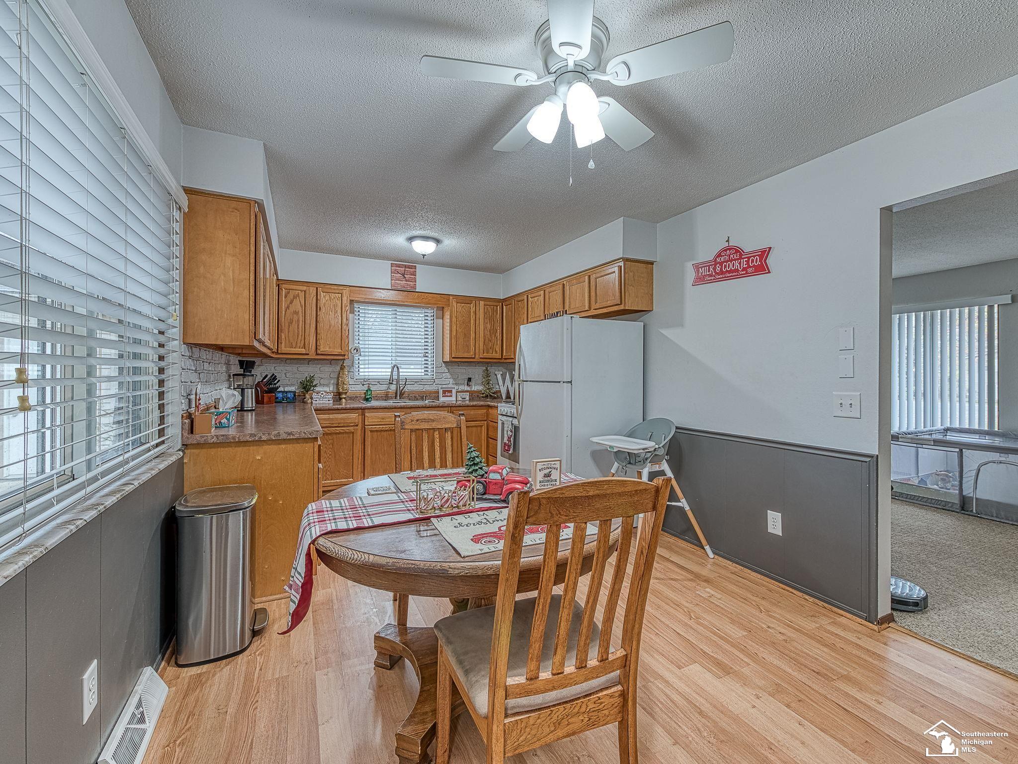3255 W Stein Road