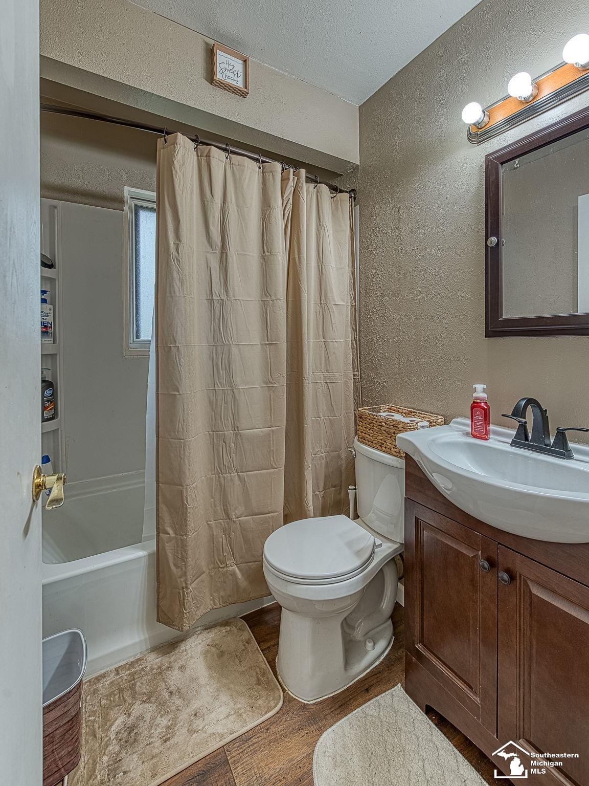 3255 W Stein Road