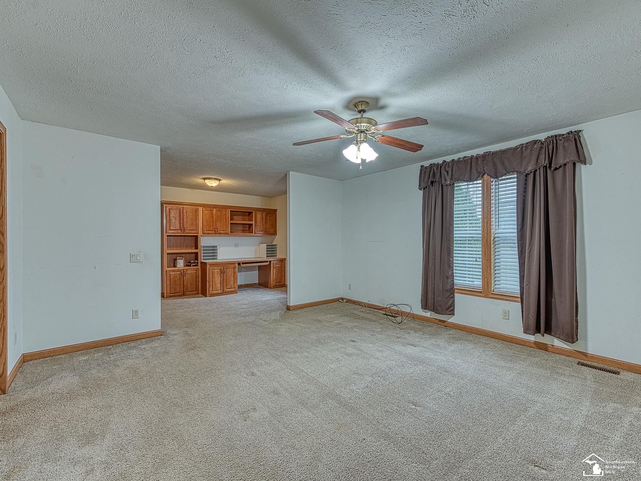 7052 Bluebush Road