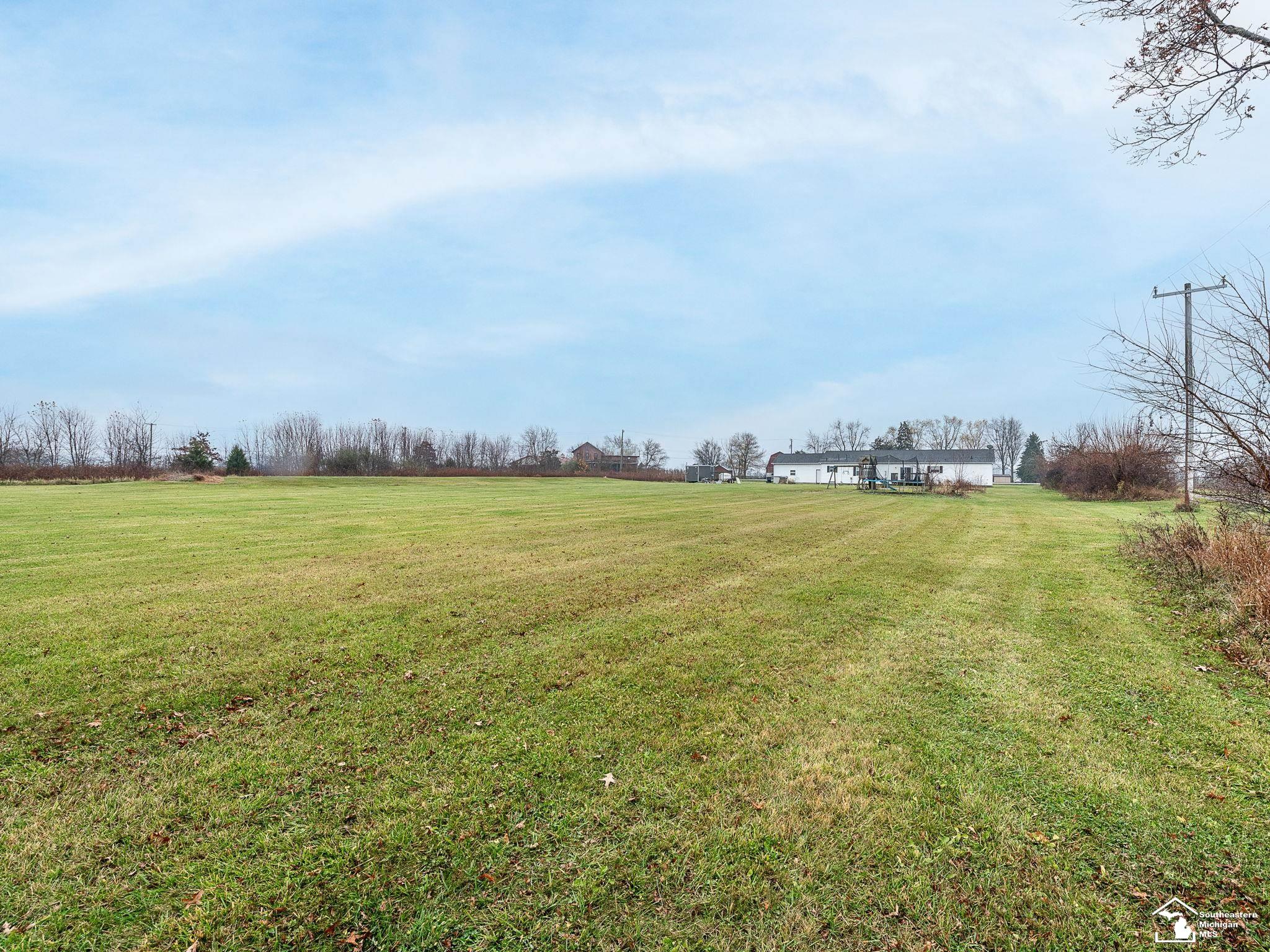 7052 Bluebush Road