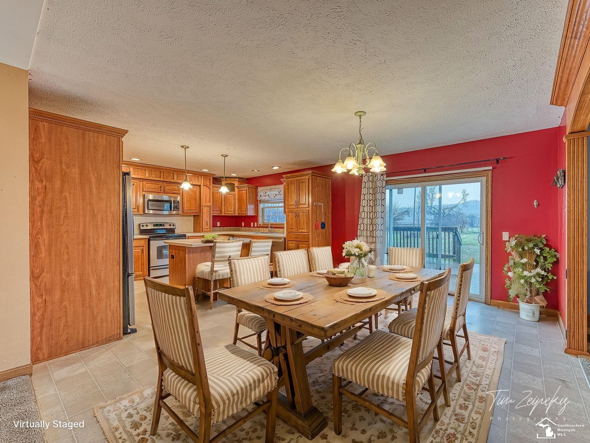 7052 Bluebush Road