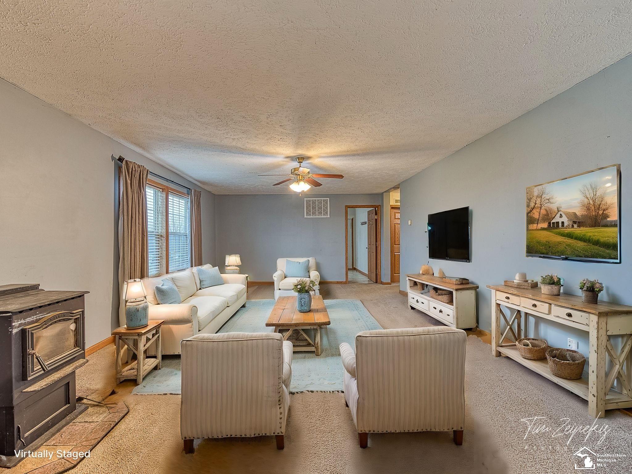 7052 Bluebush Road