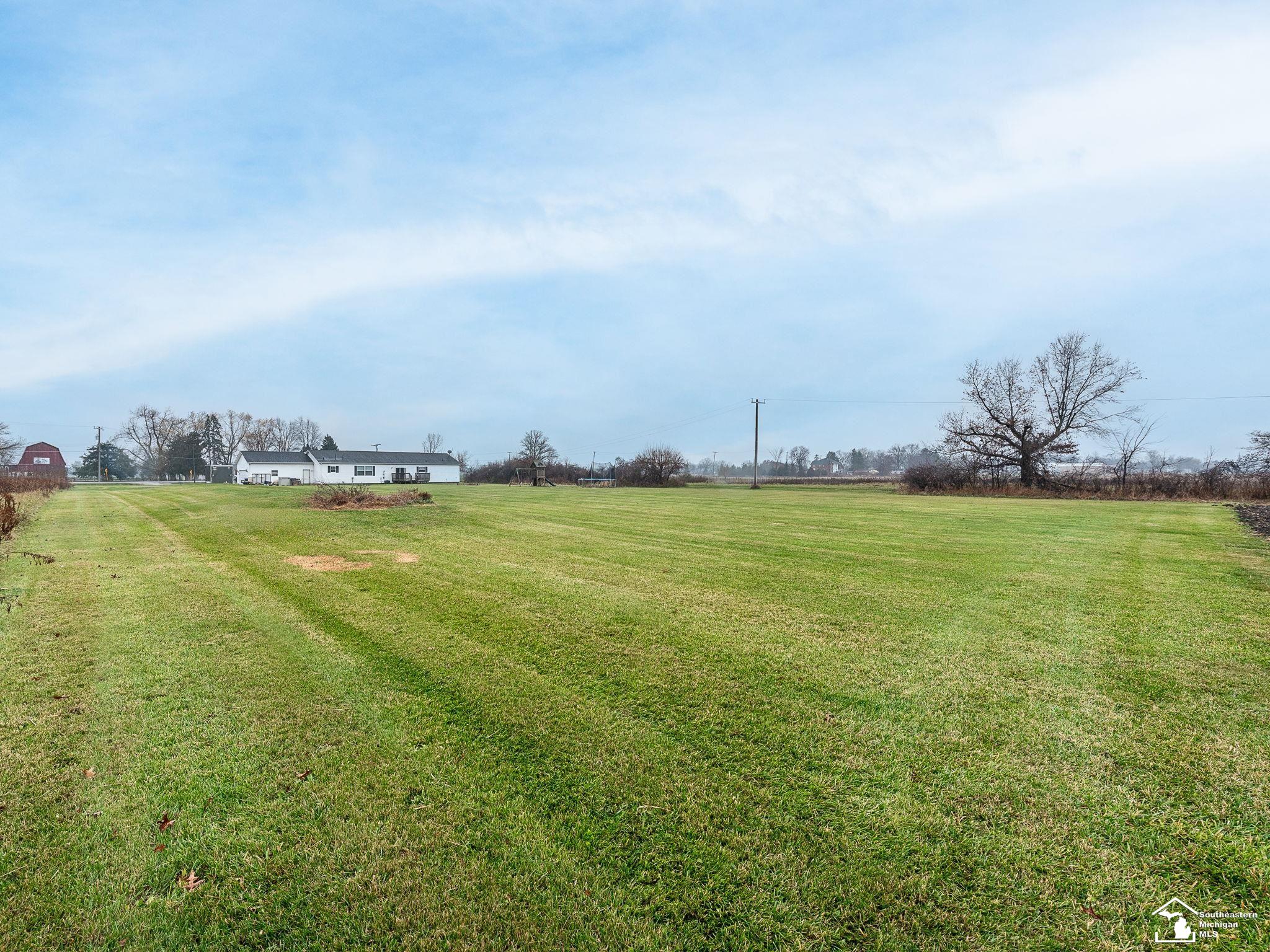 7052 Bluebush Road