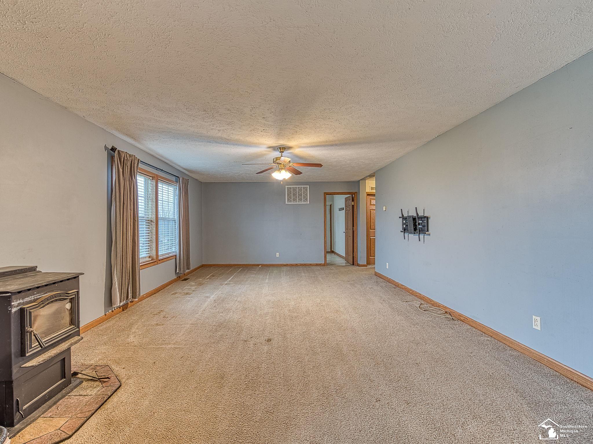 7052 Bluebush Road