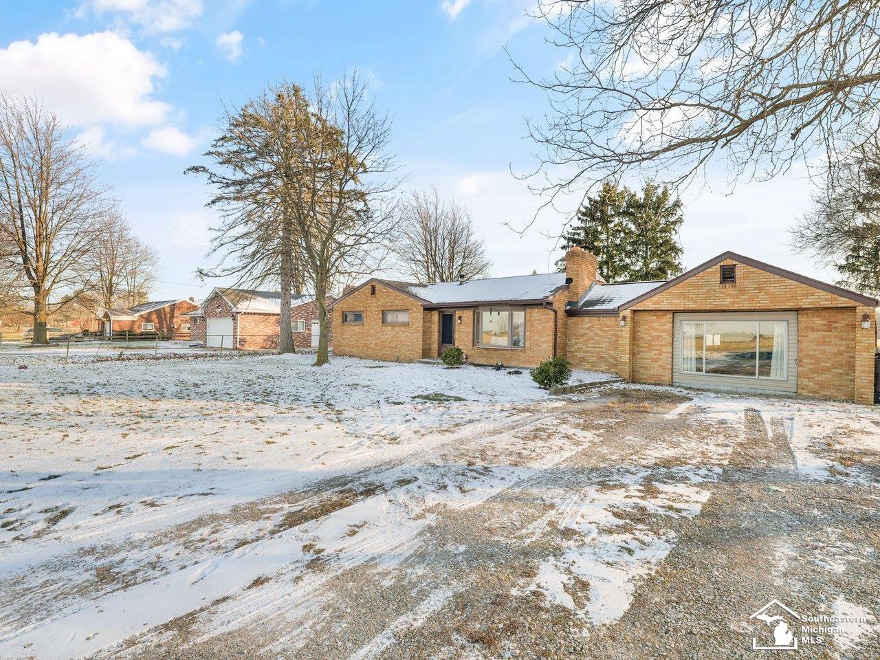 687 W Samaria Road