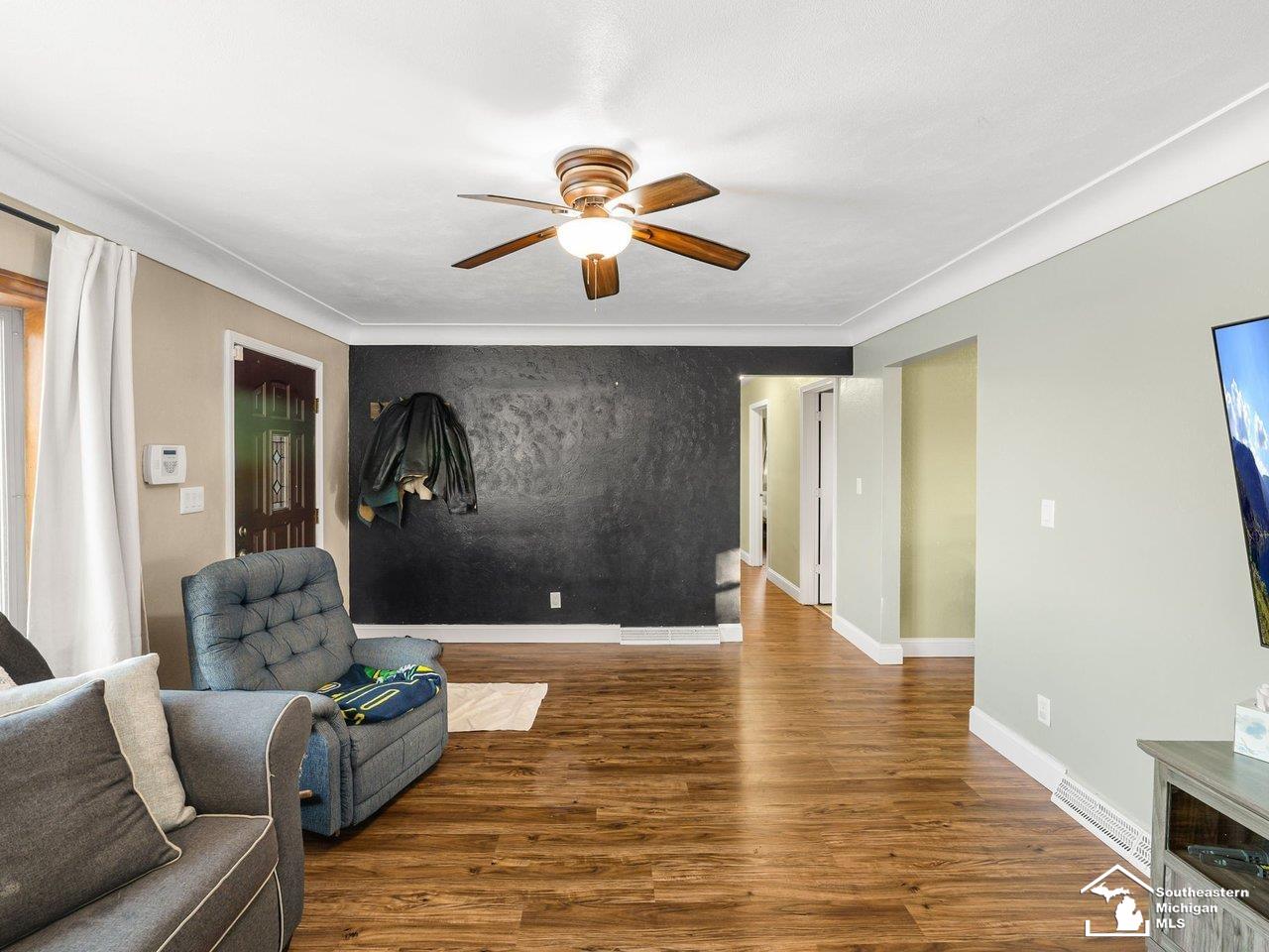 687 W Samaria Road