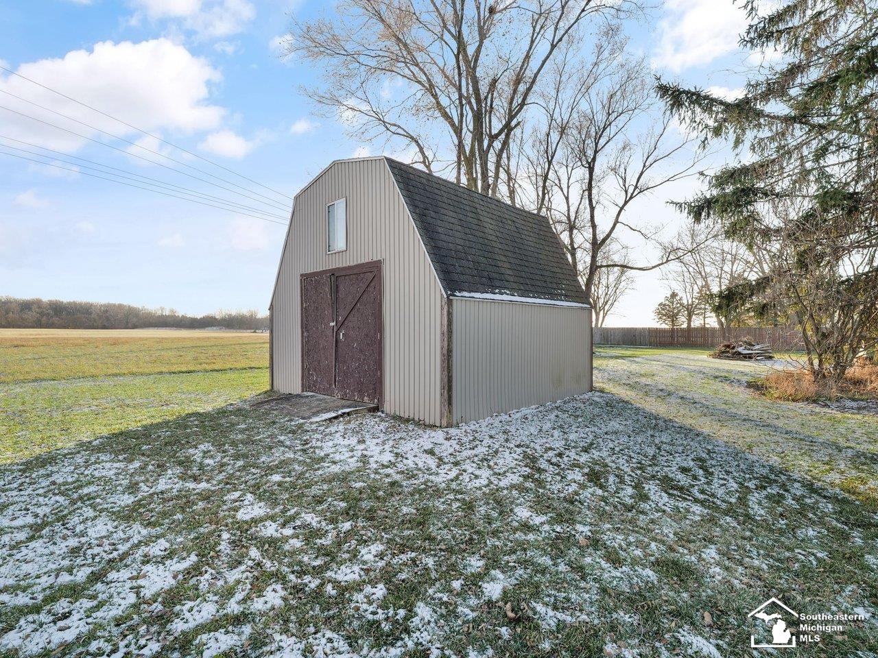687 W Samaria Road