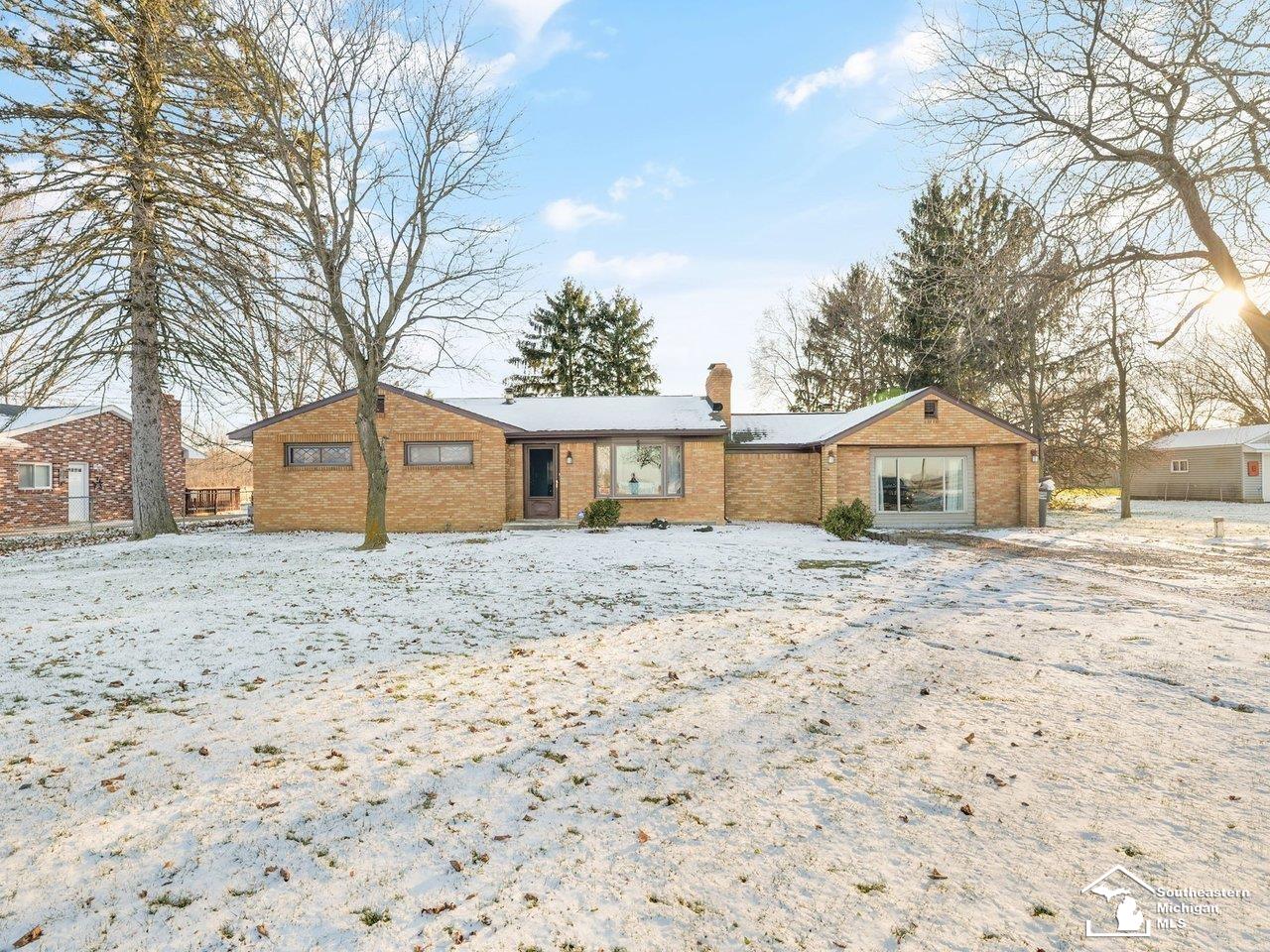 687 W Samaria Road