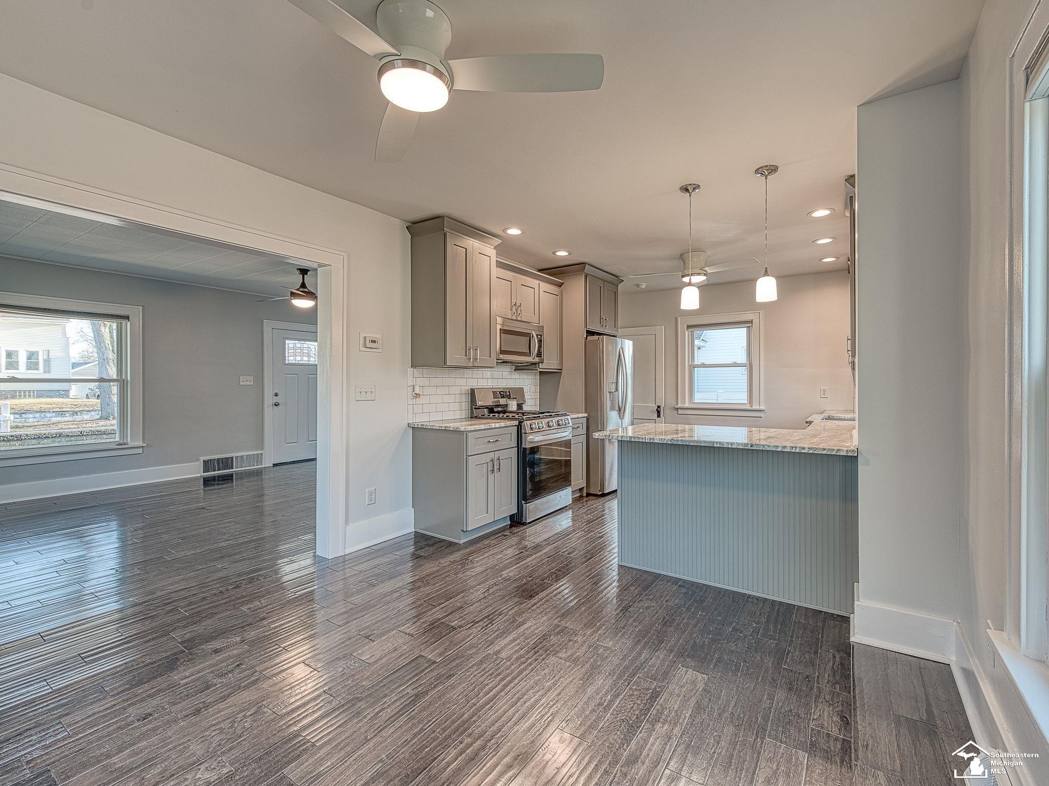 430 E 5th Street