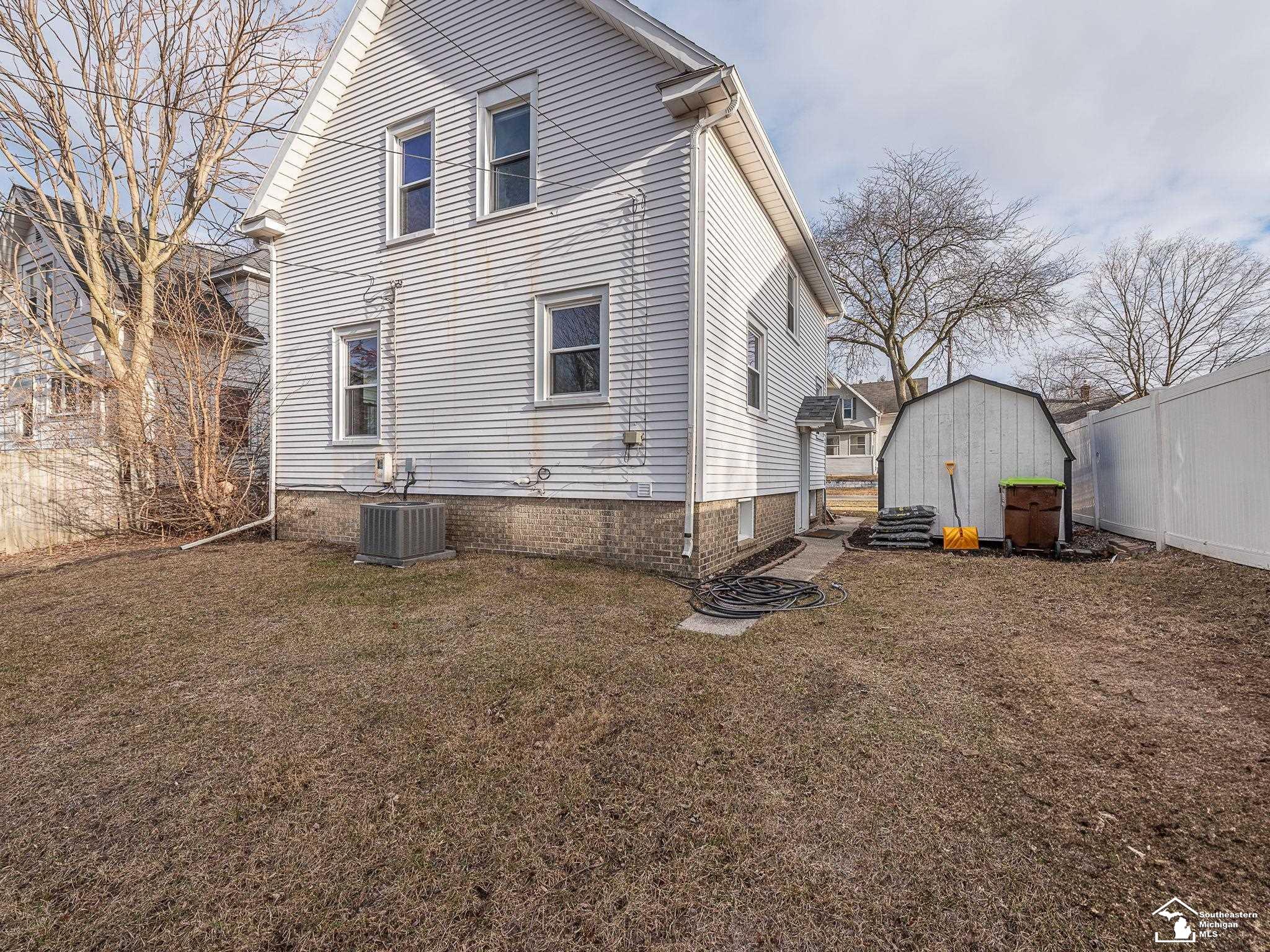 430 E 5th Street