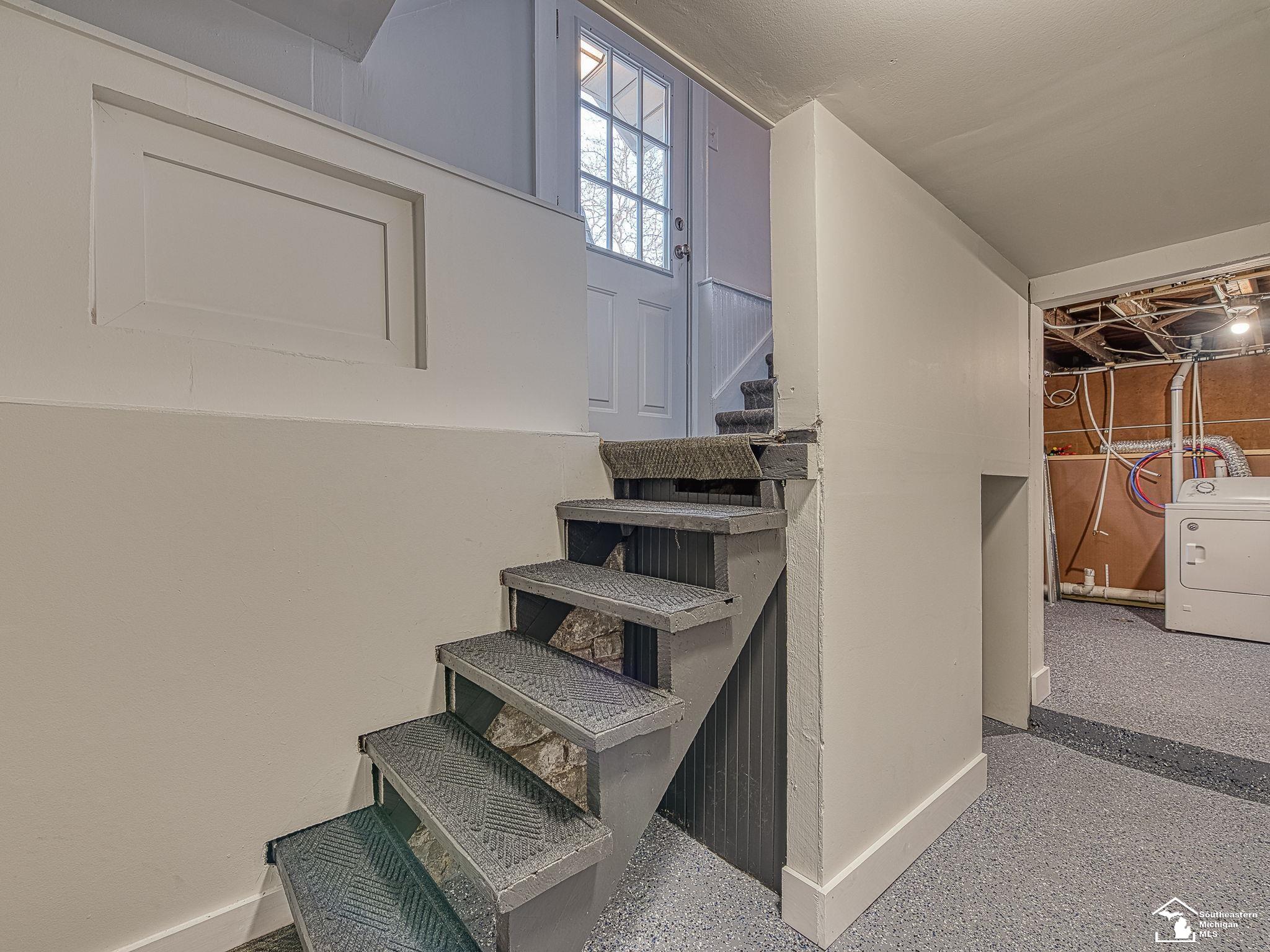 430 E 5th Street