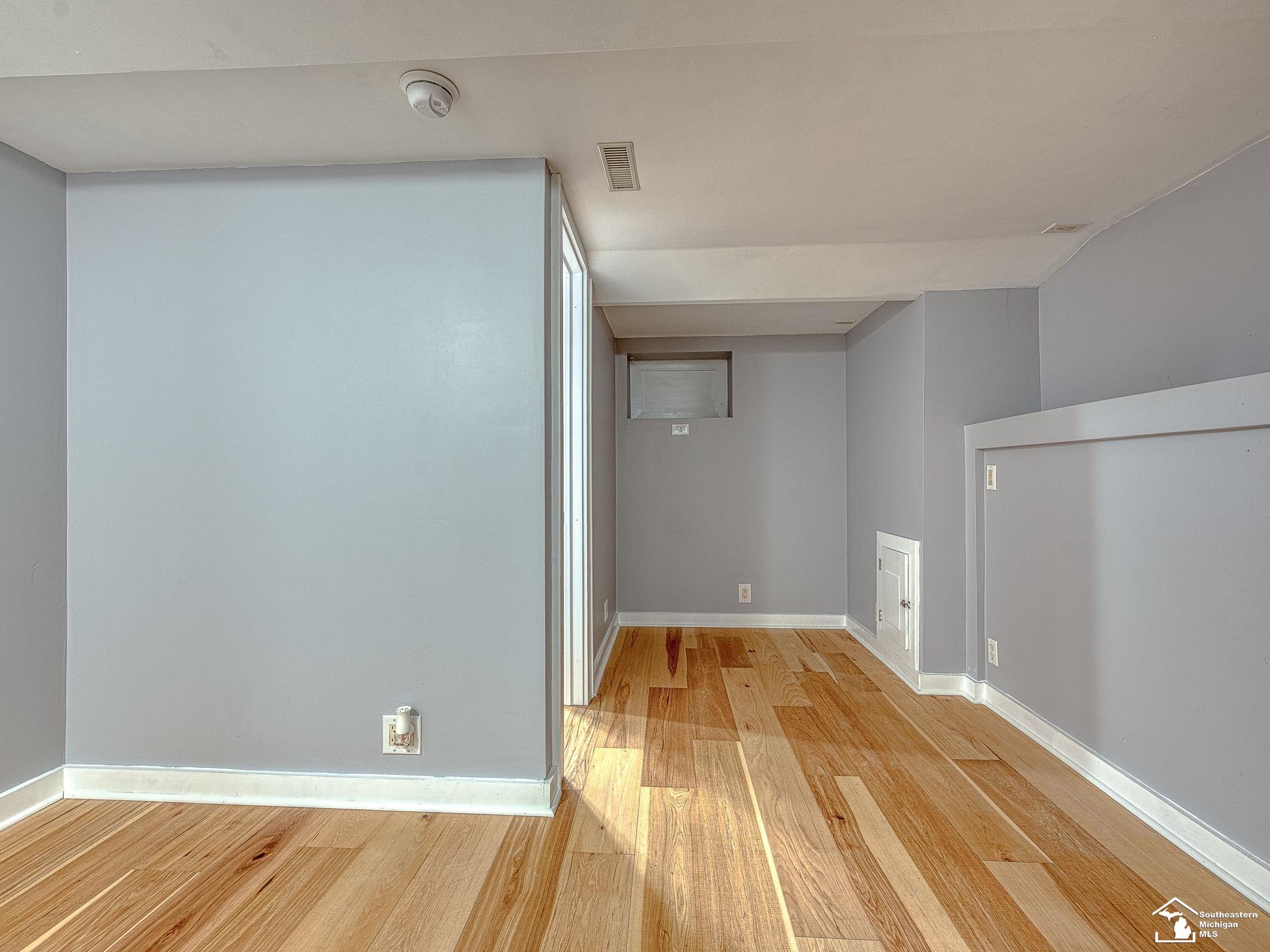 430 E 5th Street