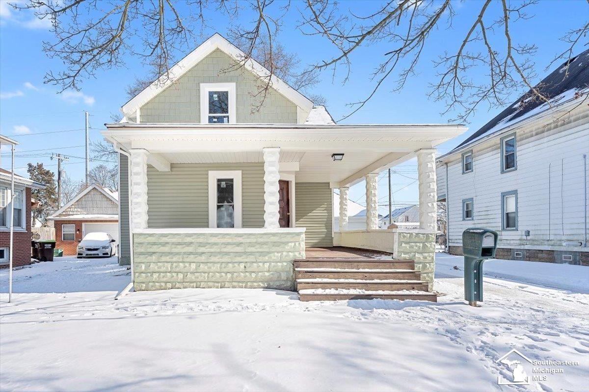 204 Arbor Avenue