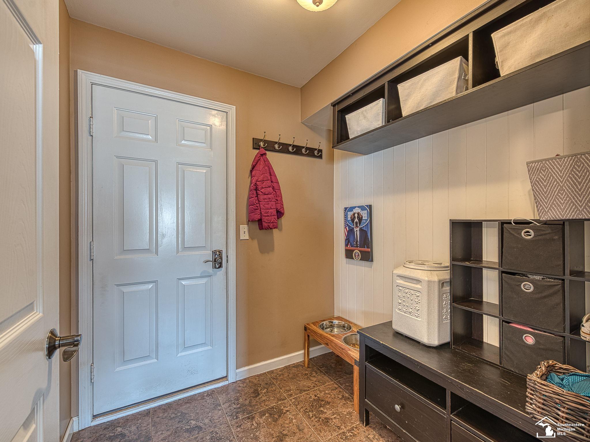 9107 Newport Creek