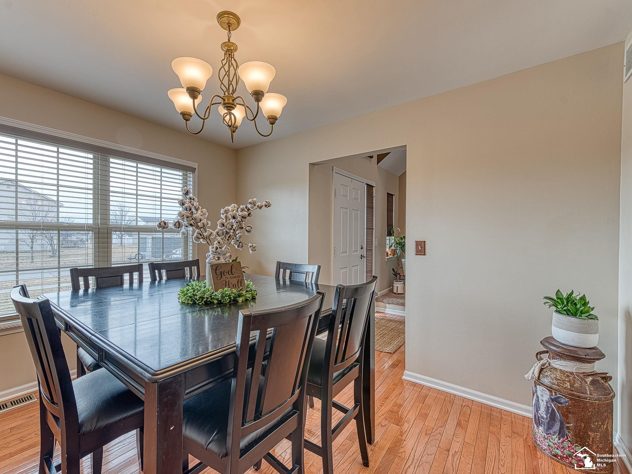 9107 Newport Creek