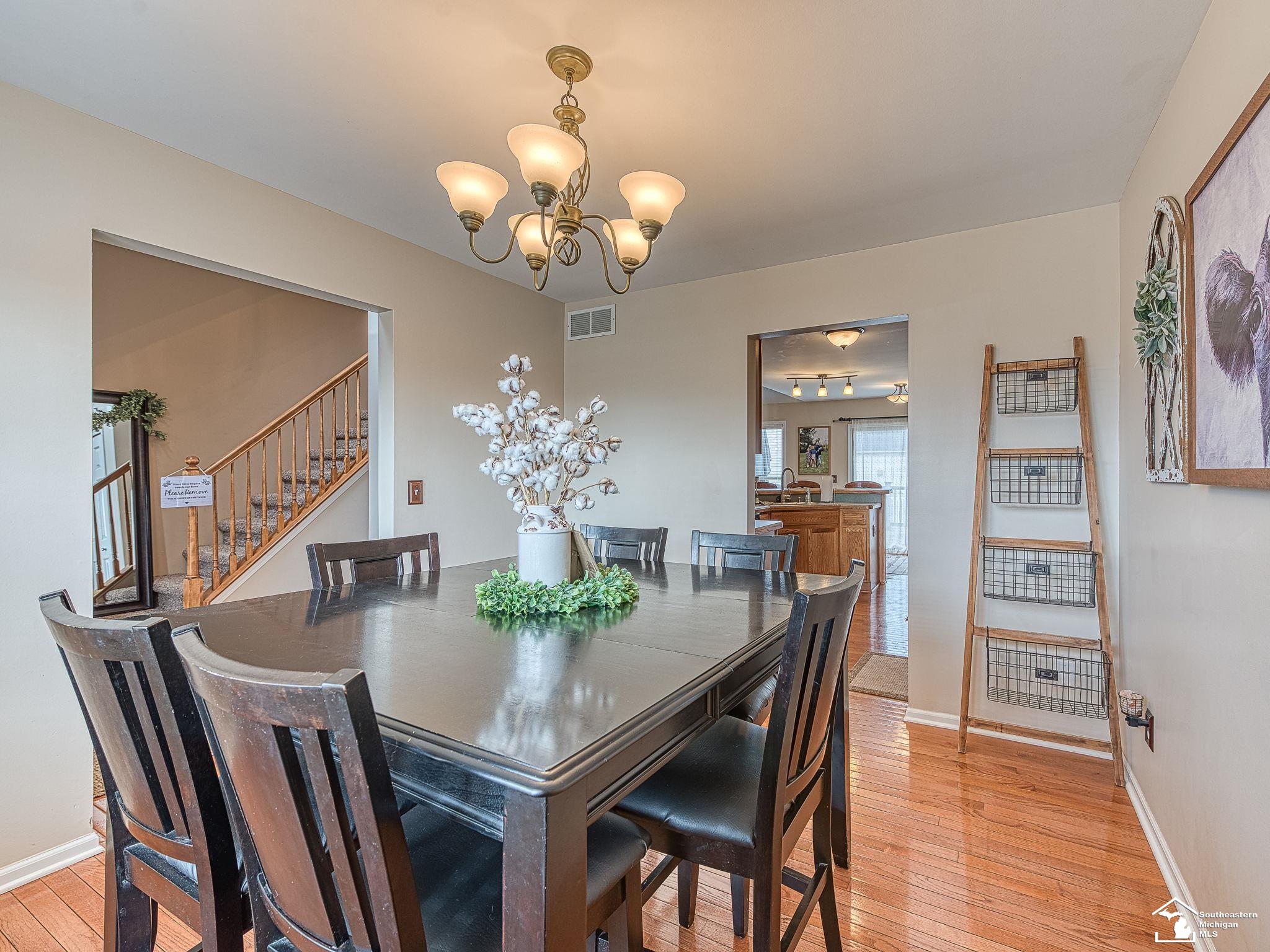 9107 Newport Creek