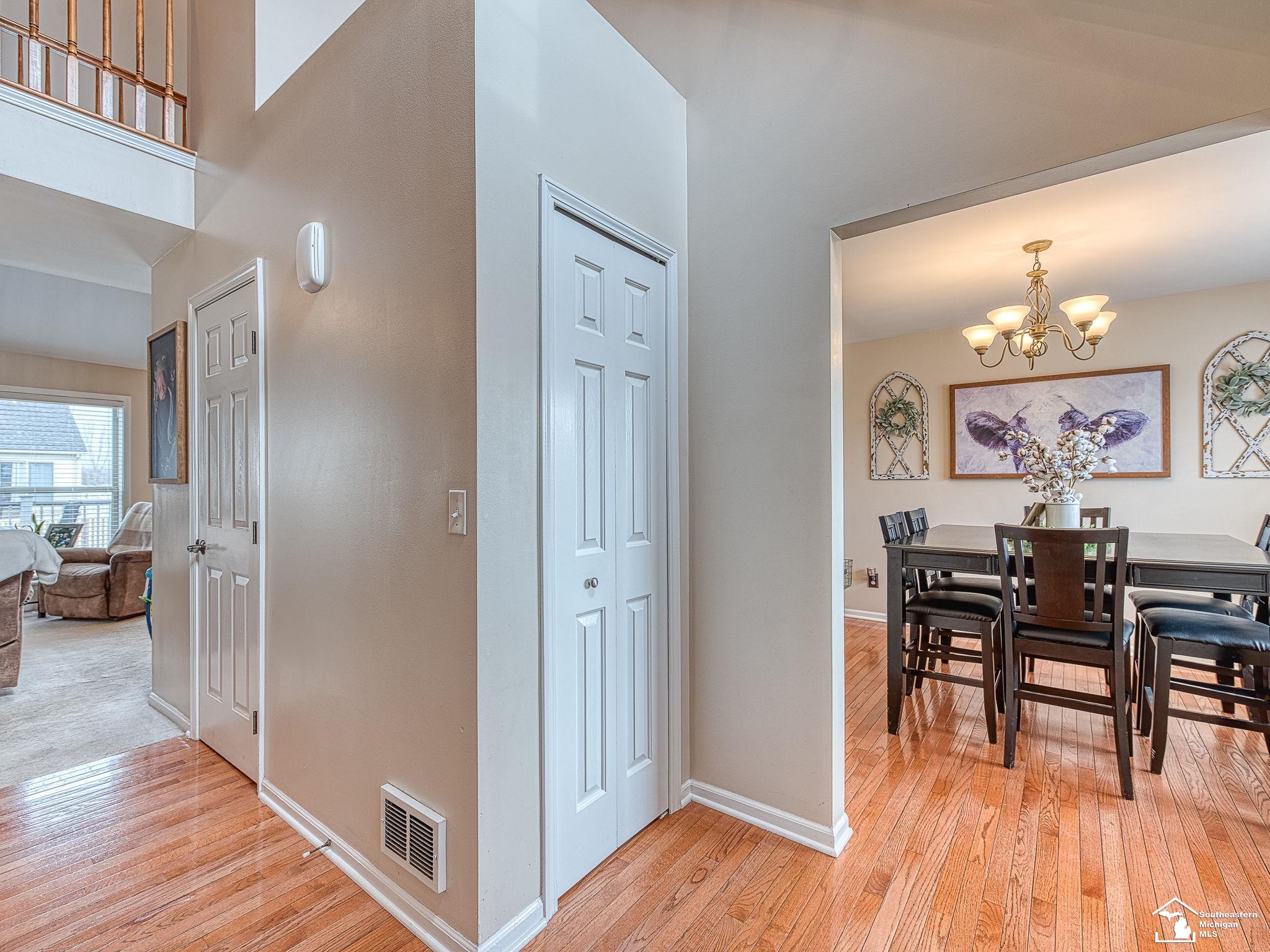 9107 Newport Creek